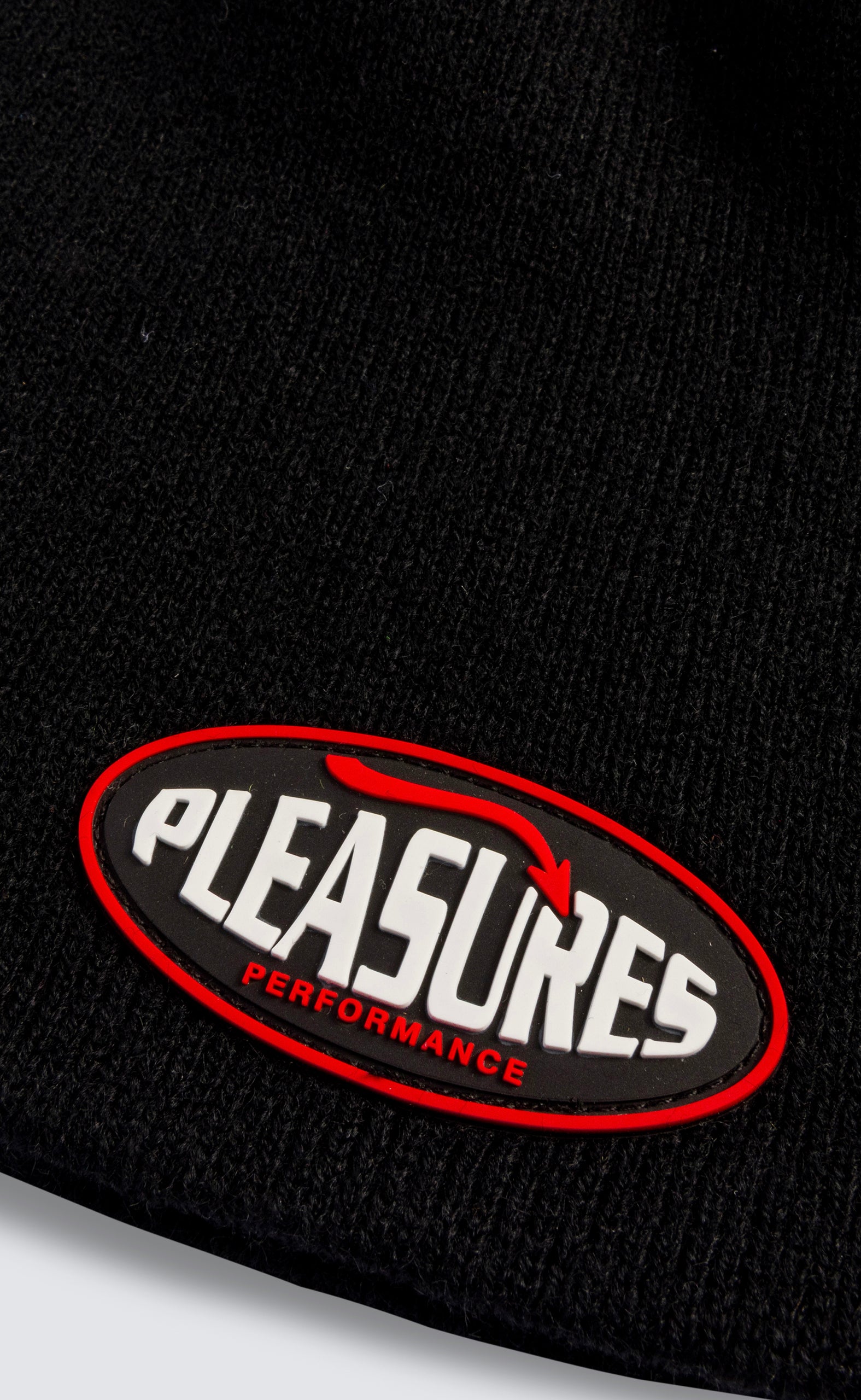 PERFORMANCE BLACK BEANIE