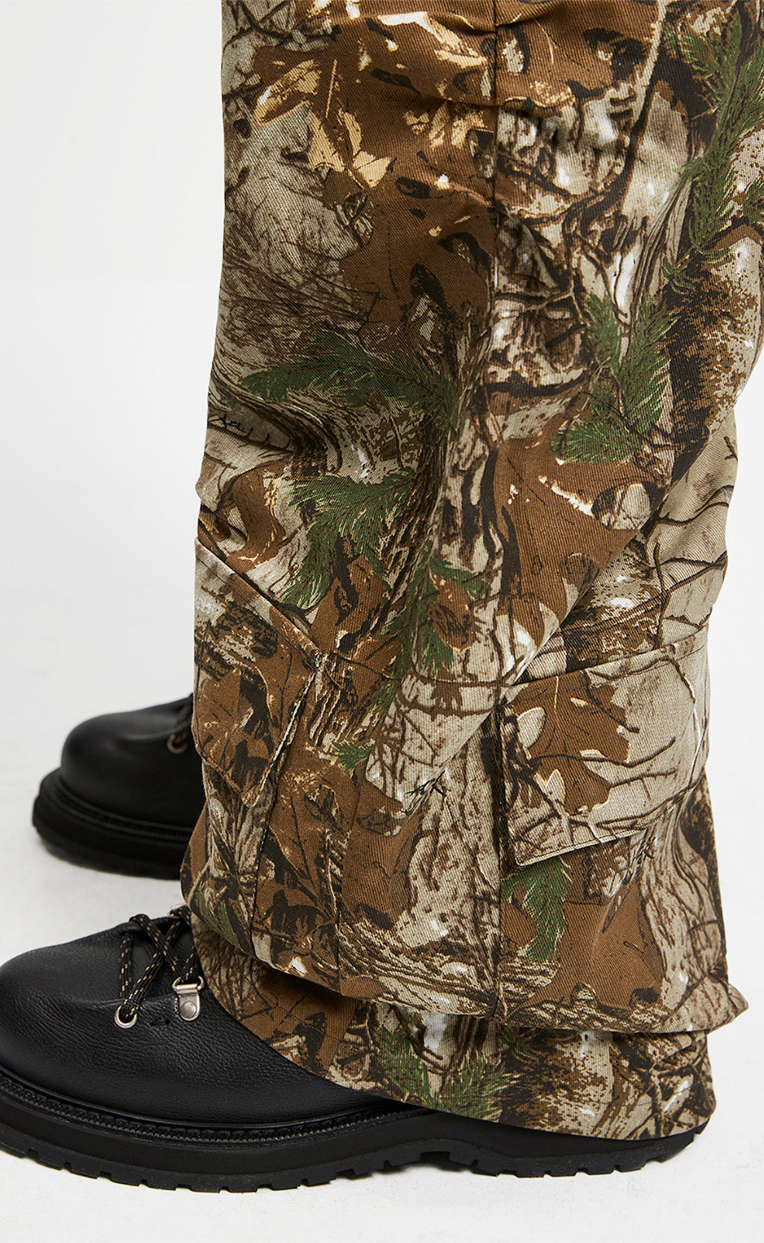 REAL TREE CAMO CARGO GREEN PANTS