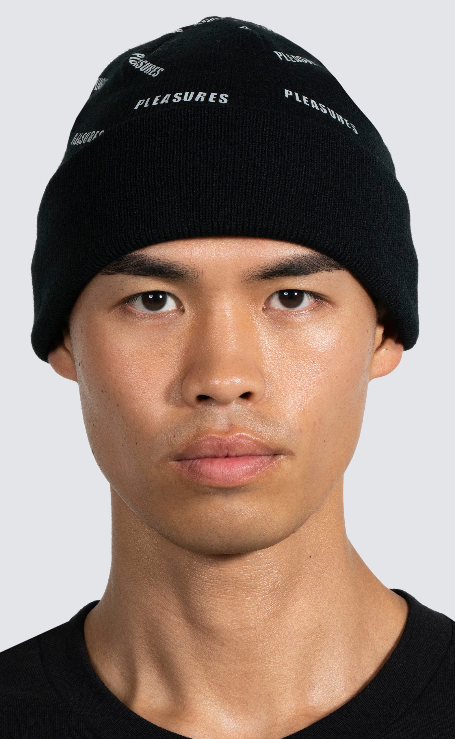 SPRINKLE BLACK BEANIE