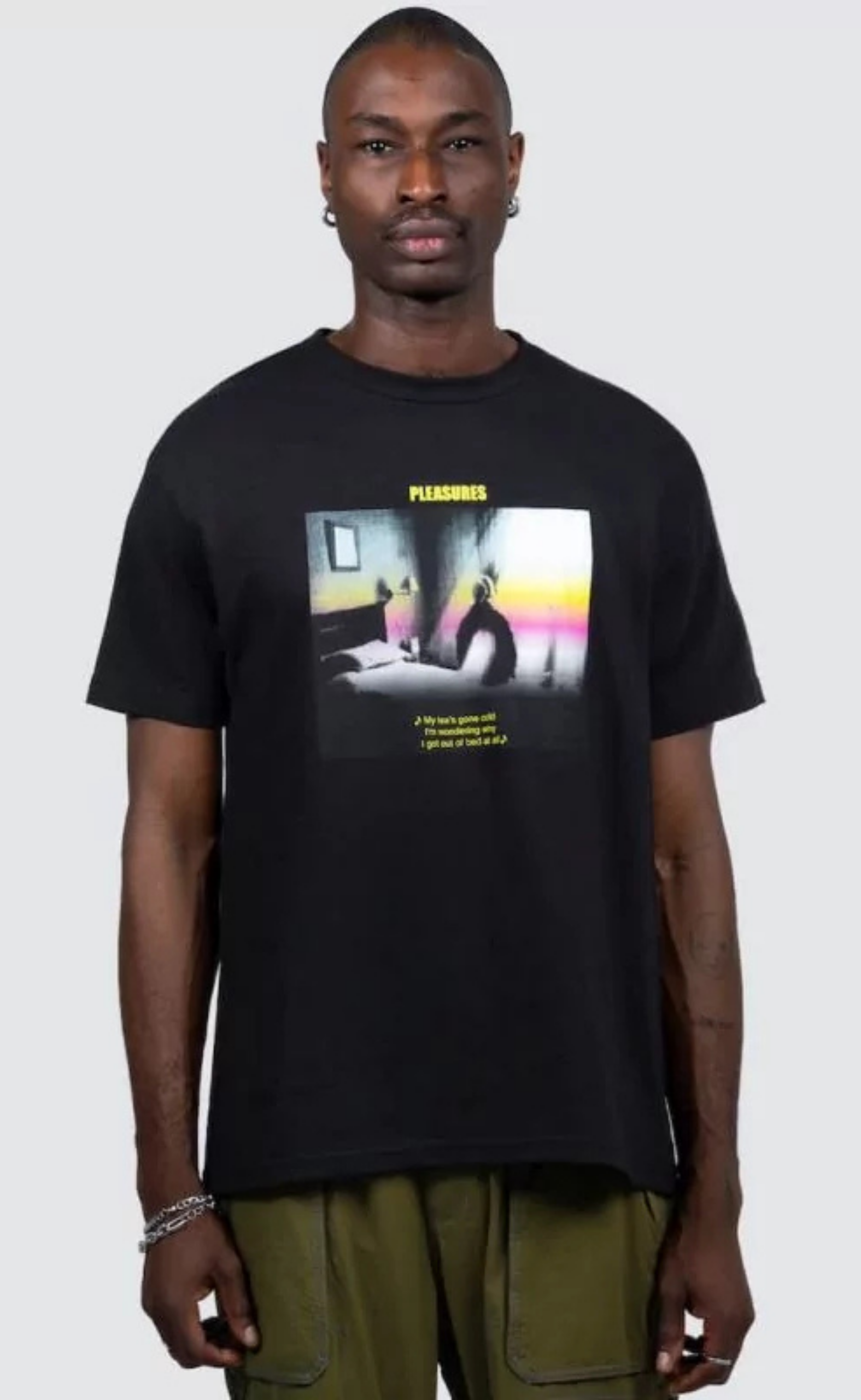 WINDOW BLACK T-SHIRT