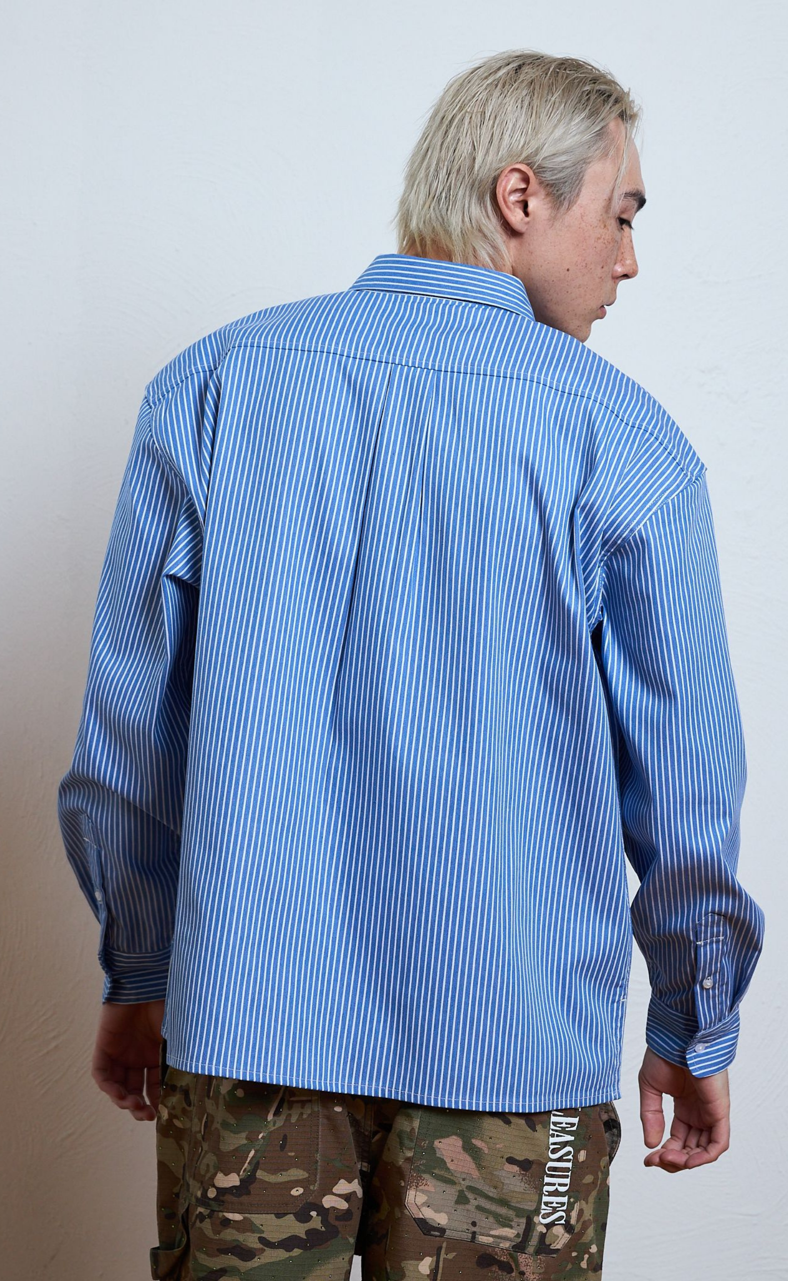 IMPACT BUTTON UP BLUE SHIRT