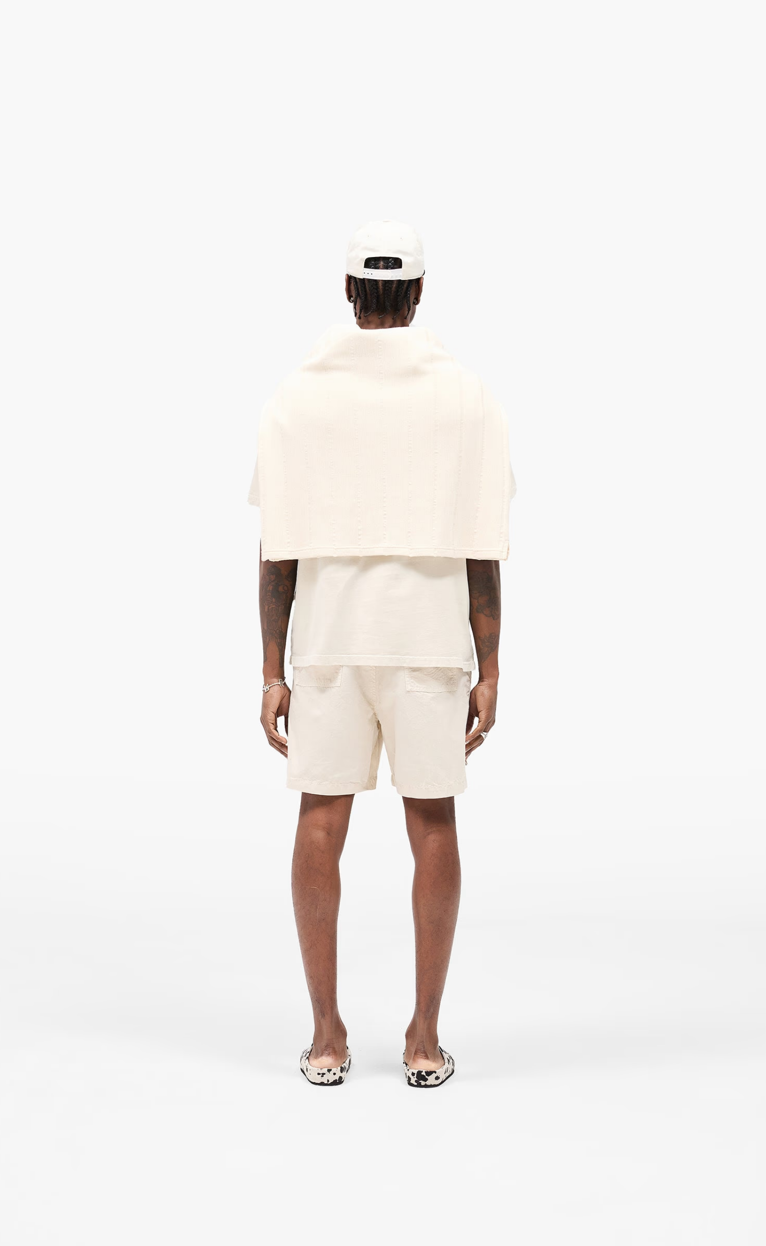 FRONT POCKET CARGO CHAMOAGNE SHORTS