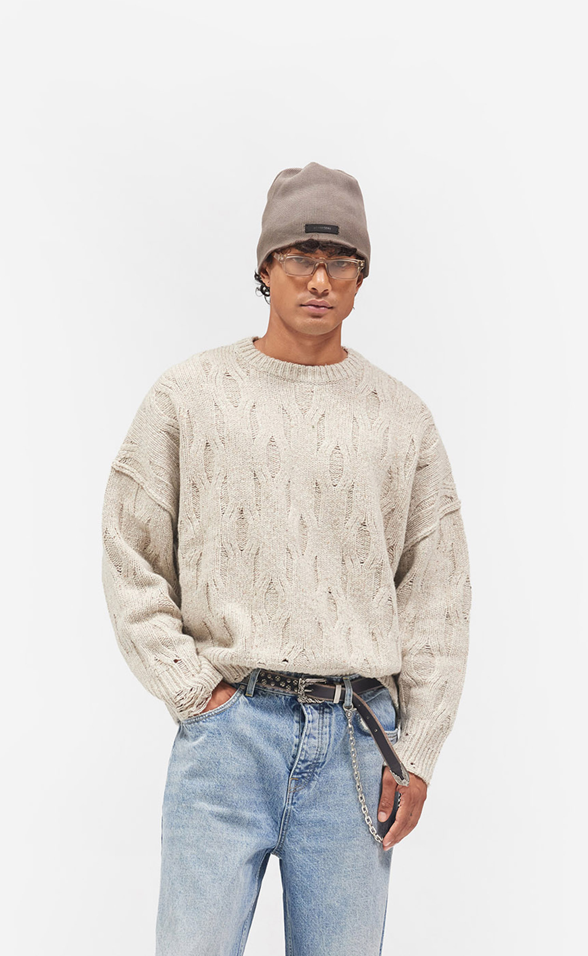 DISTRESS KNIT TAUPE SWEATER