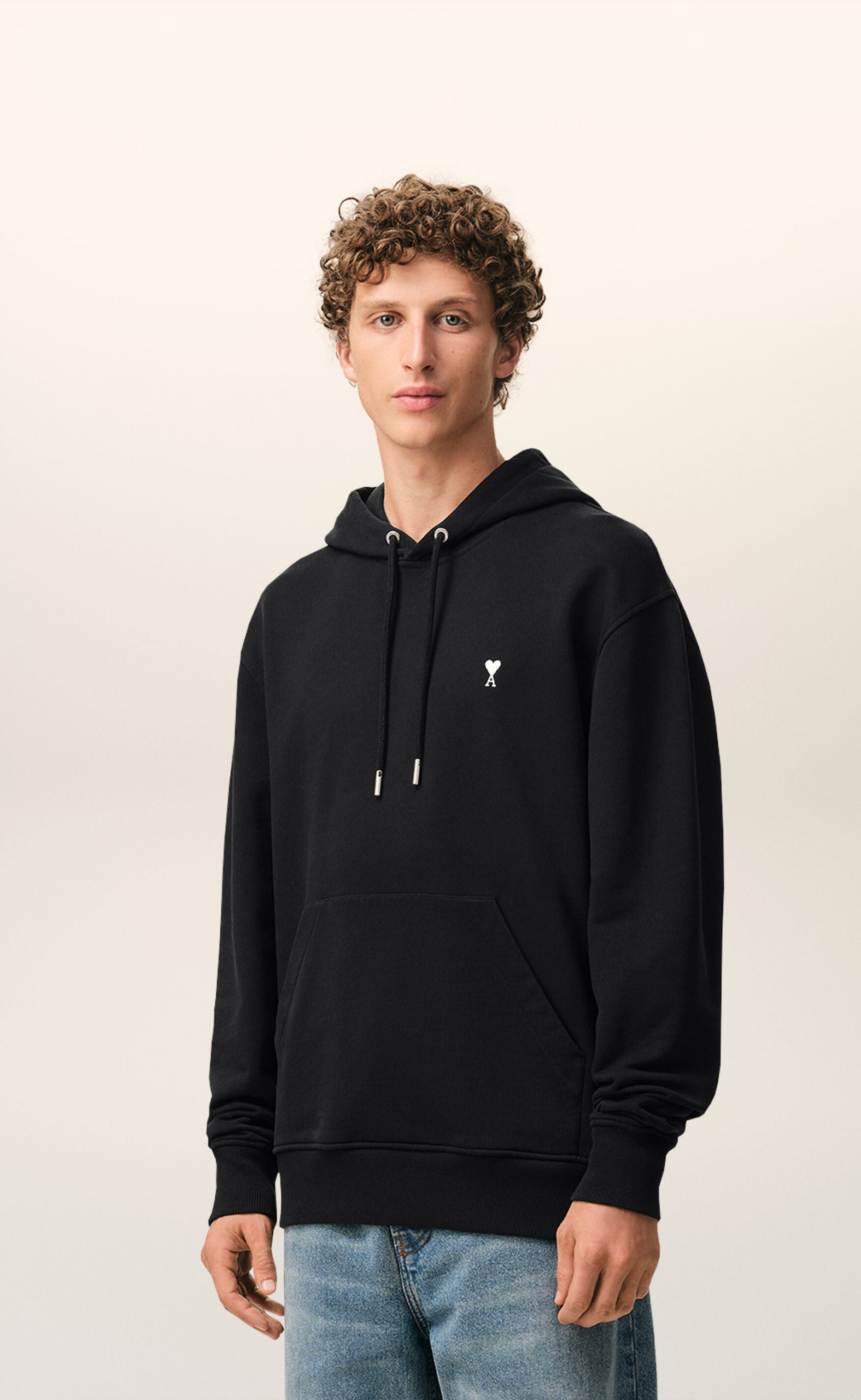 CONTRASTED AMI DE COEUR BLACK HOODIE
