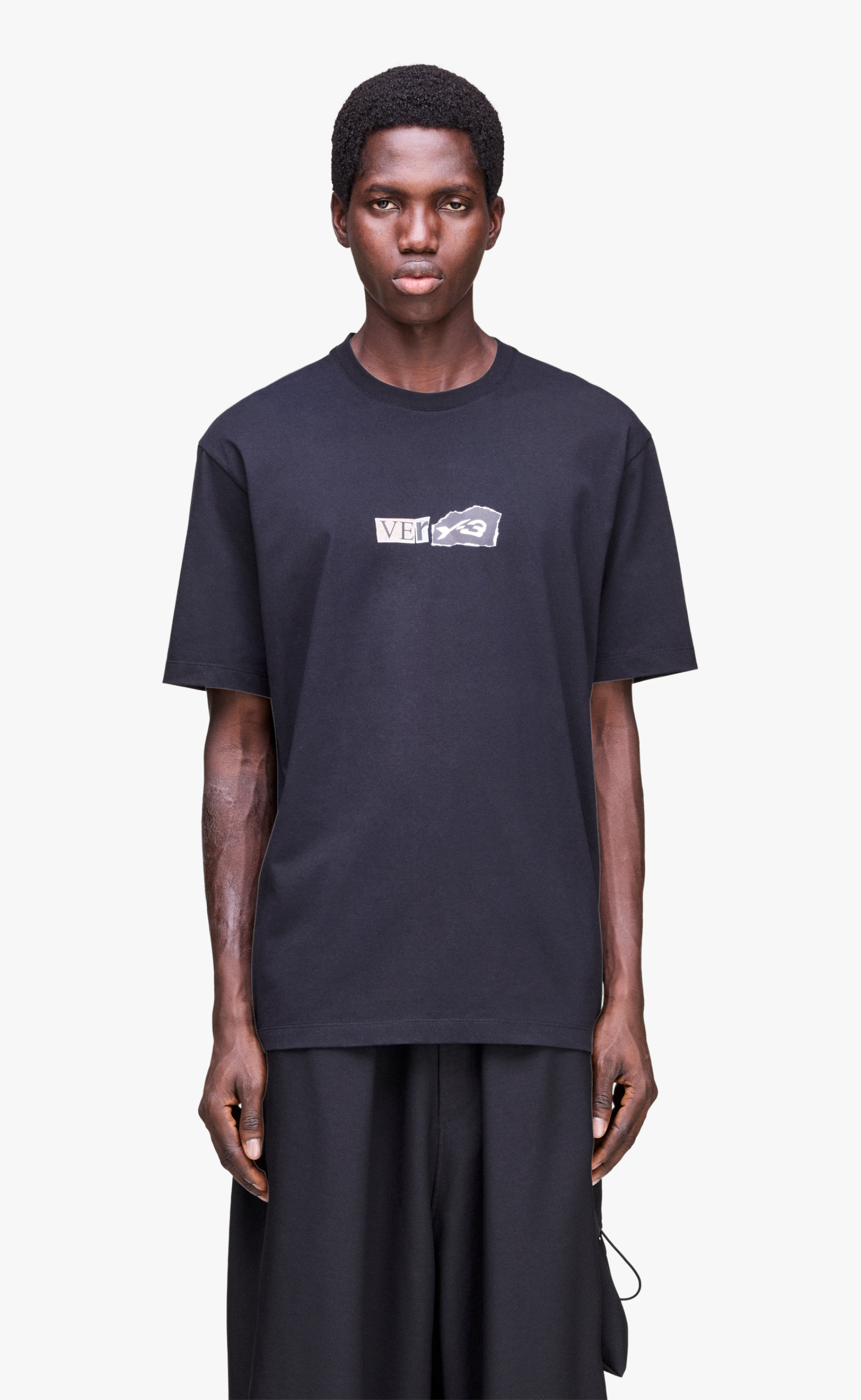Y-3 GFX BLACK T-SHIRT