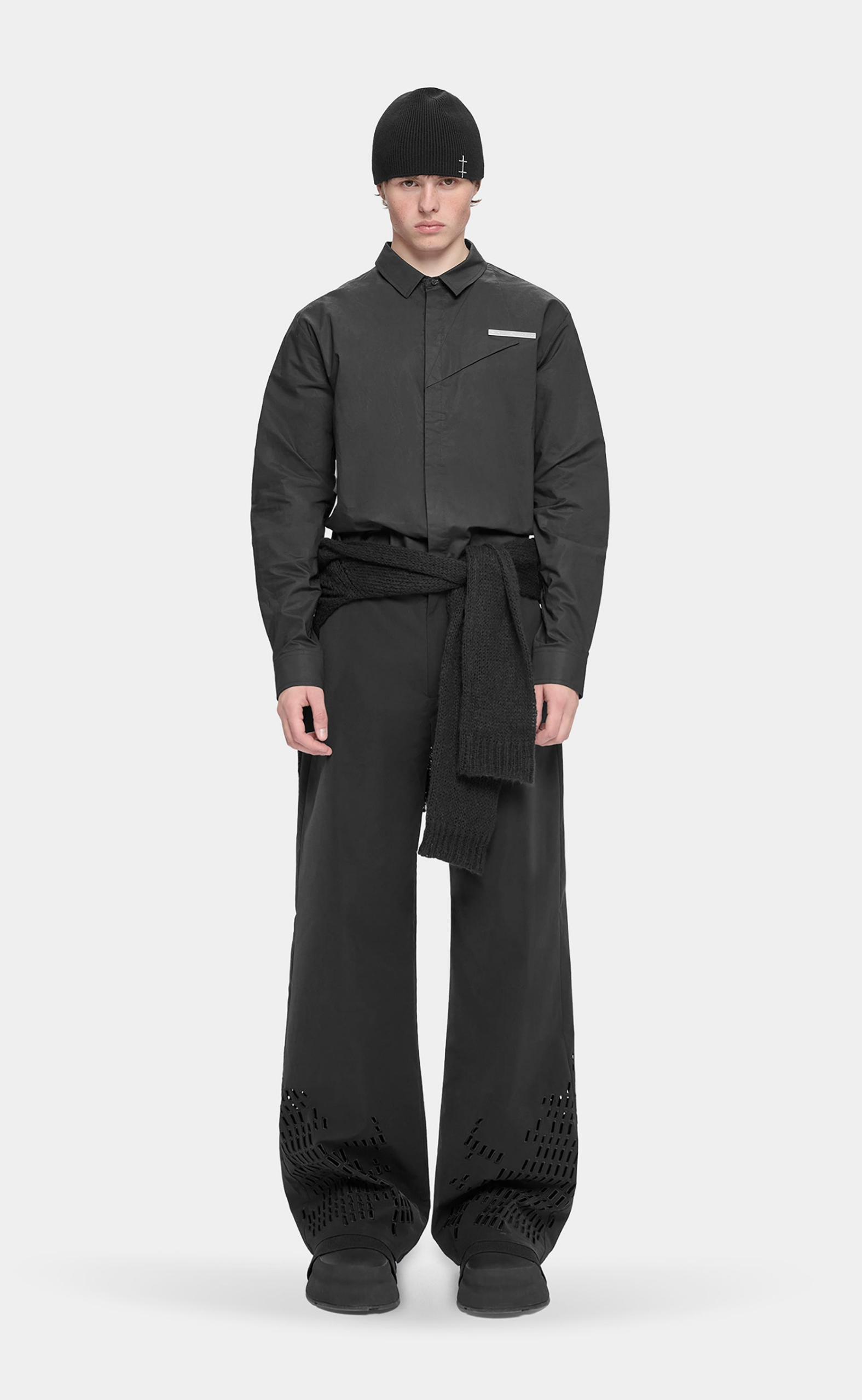 ASTRAPE BLACK SHIRT