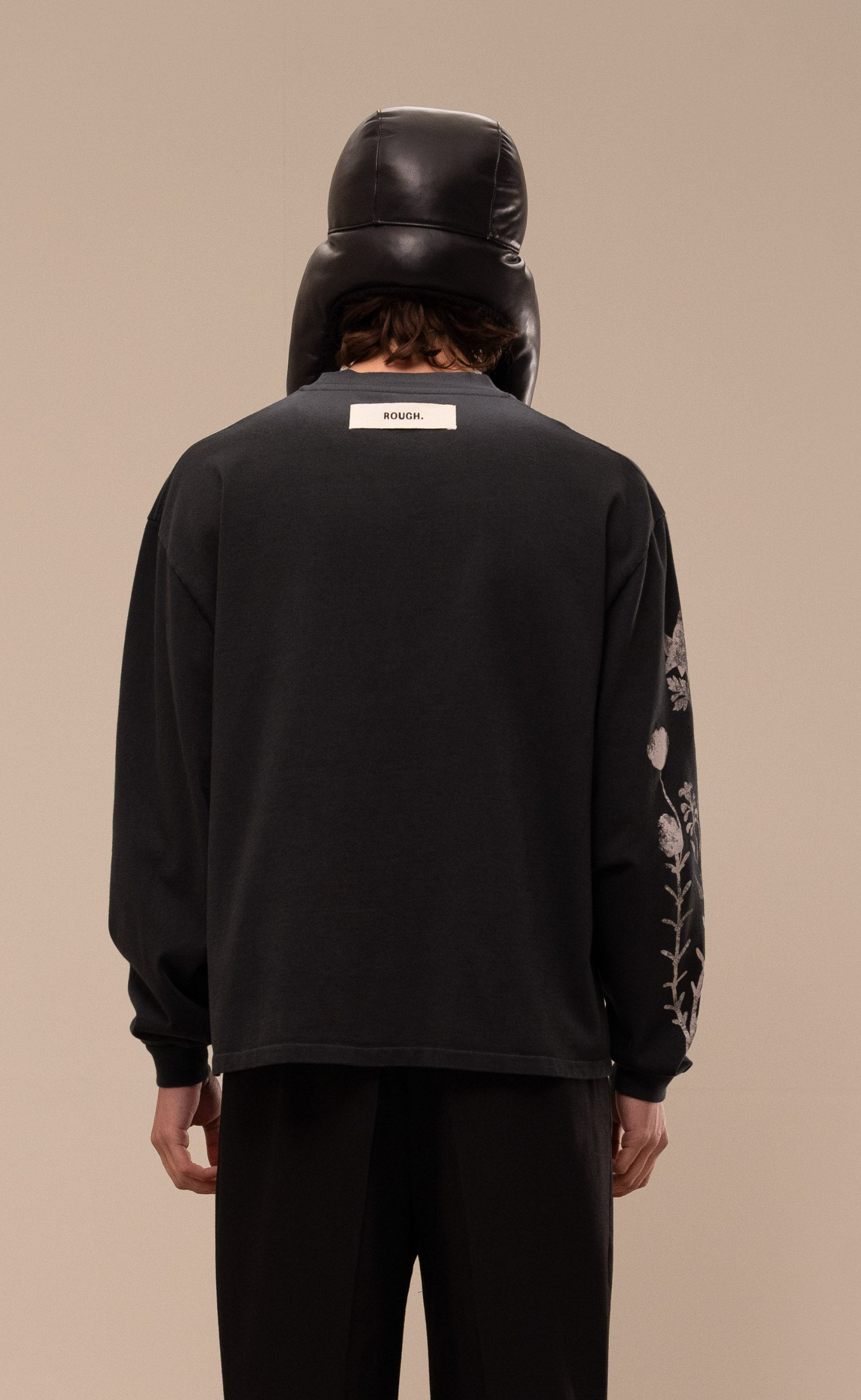 ANTHOS BLACK WASHED LONGSLEEVE