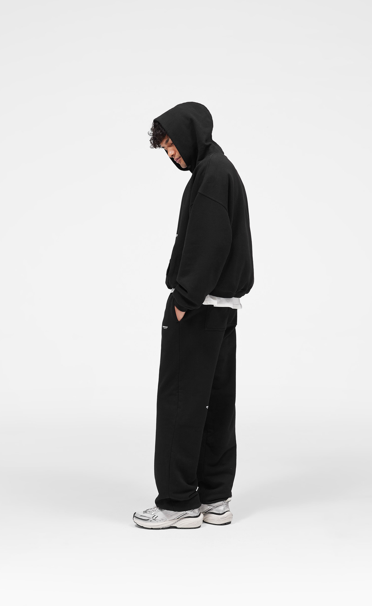 MICRO OWNERS CLUB JET BLACK SWEATPANTS