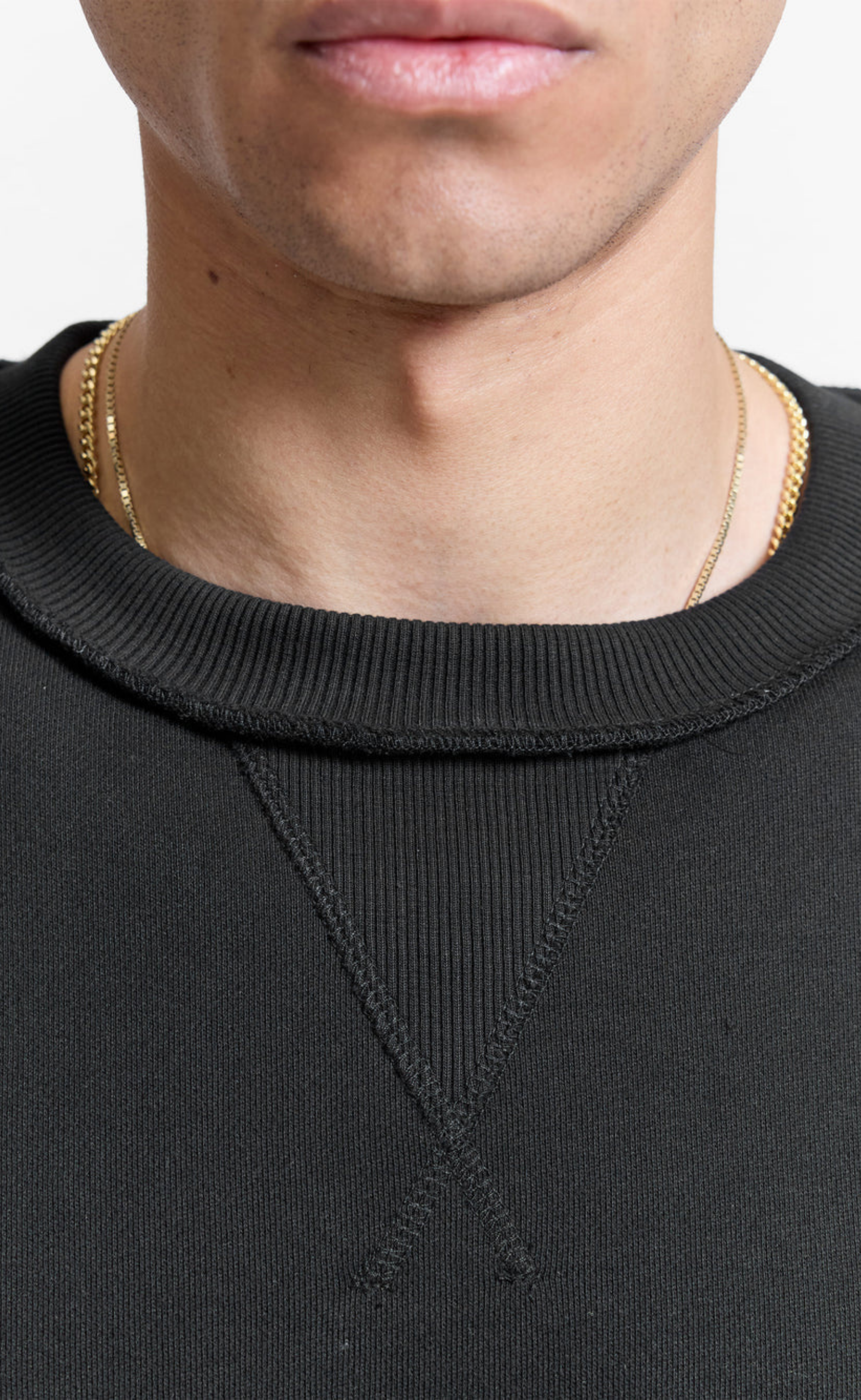 NOTRE DAME BLACK SWEATER