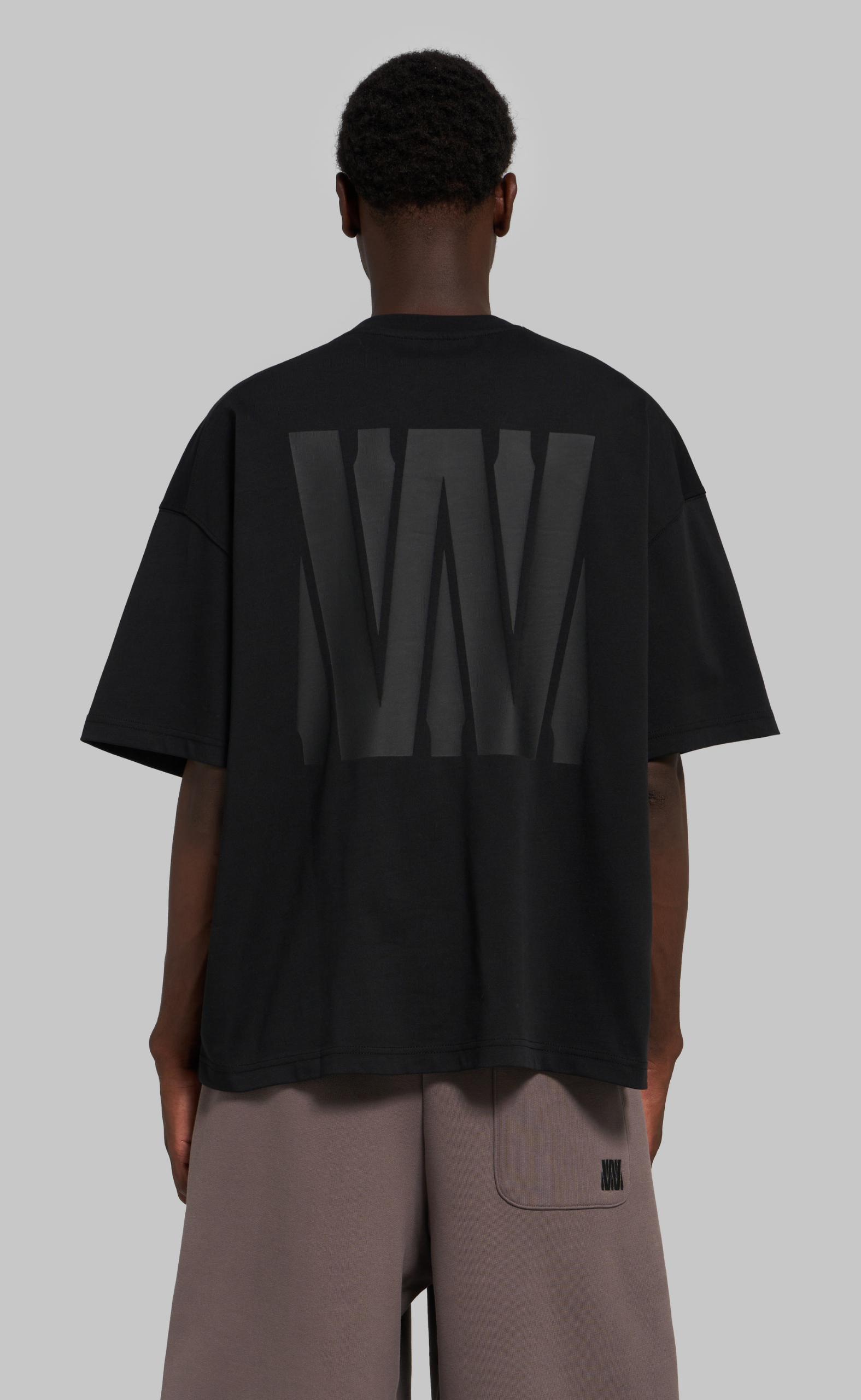 NENI BLACK T-SHIRT