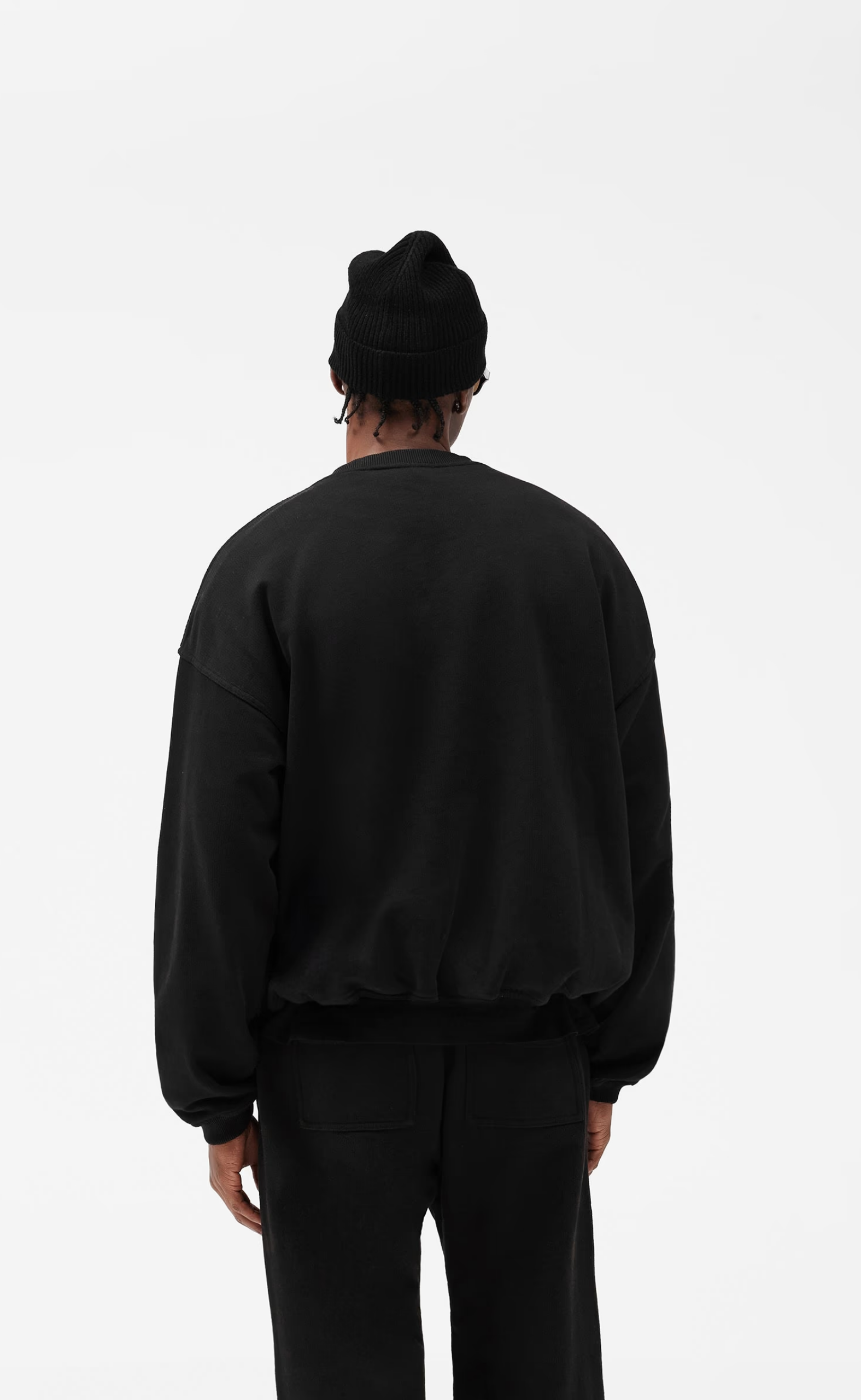 ENGLAND JET BLACK SWEATER