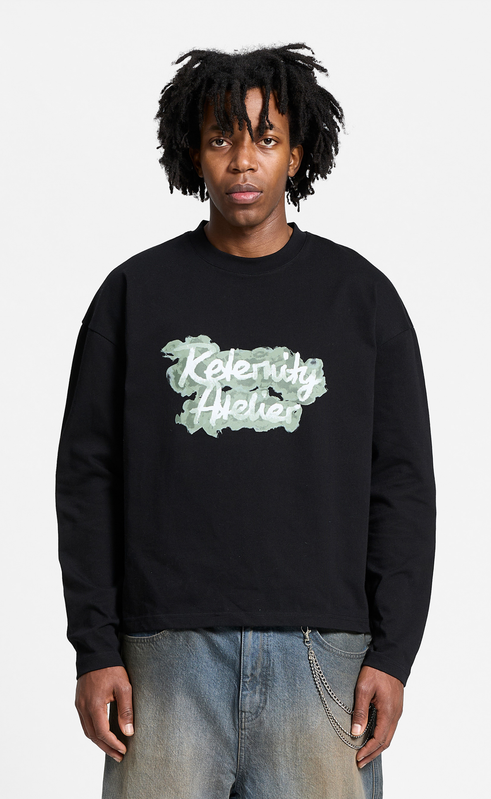 LE VERNIS BLACK LONGSLEEVE