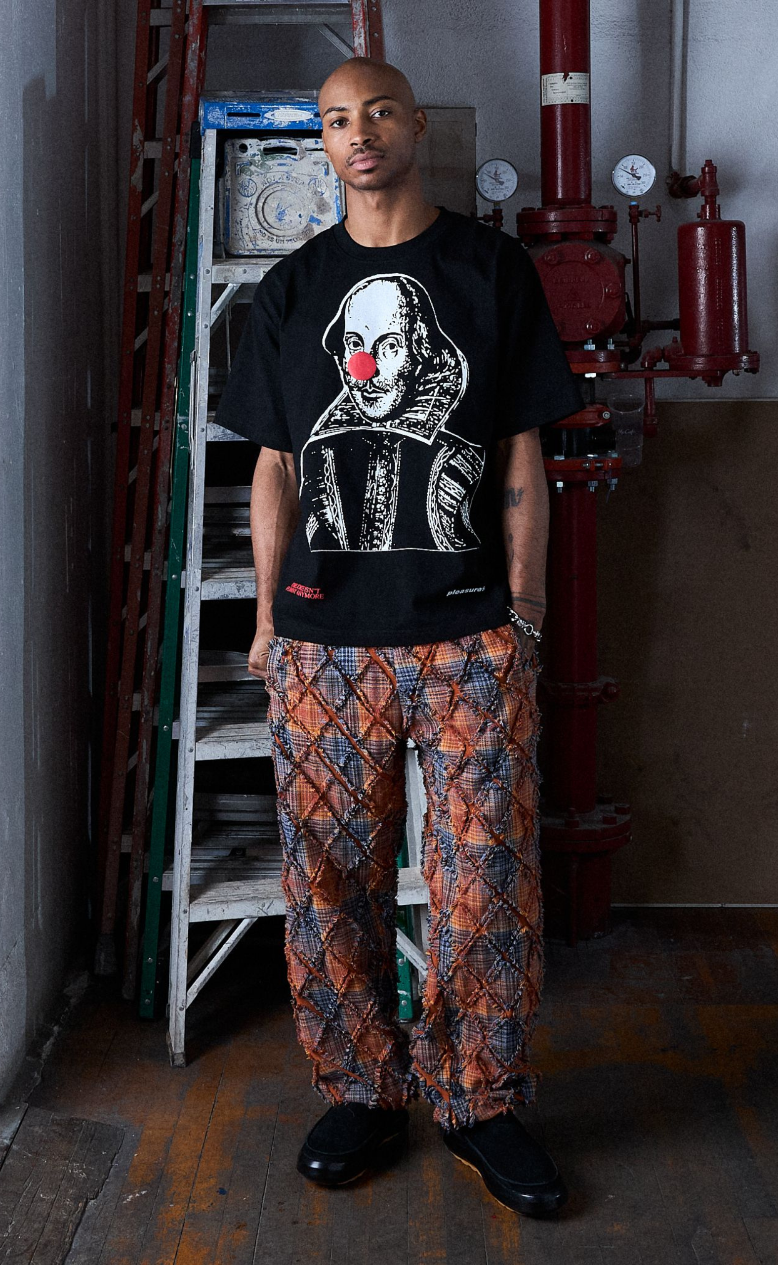 JOKE HEAVYWEIGHT BLACK T-SHIRT