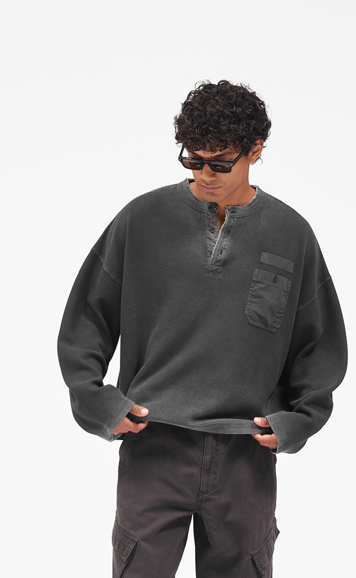 HENLEY HEAVYWEIGHT VINTAGE BLACK LONGSLEEVE