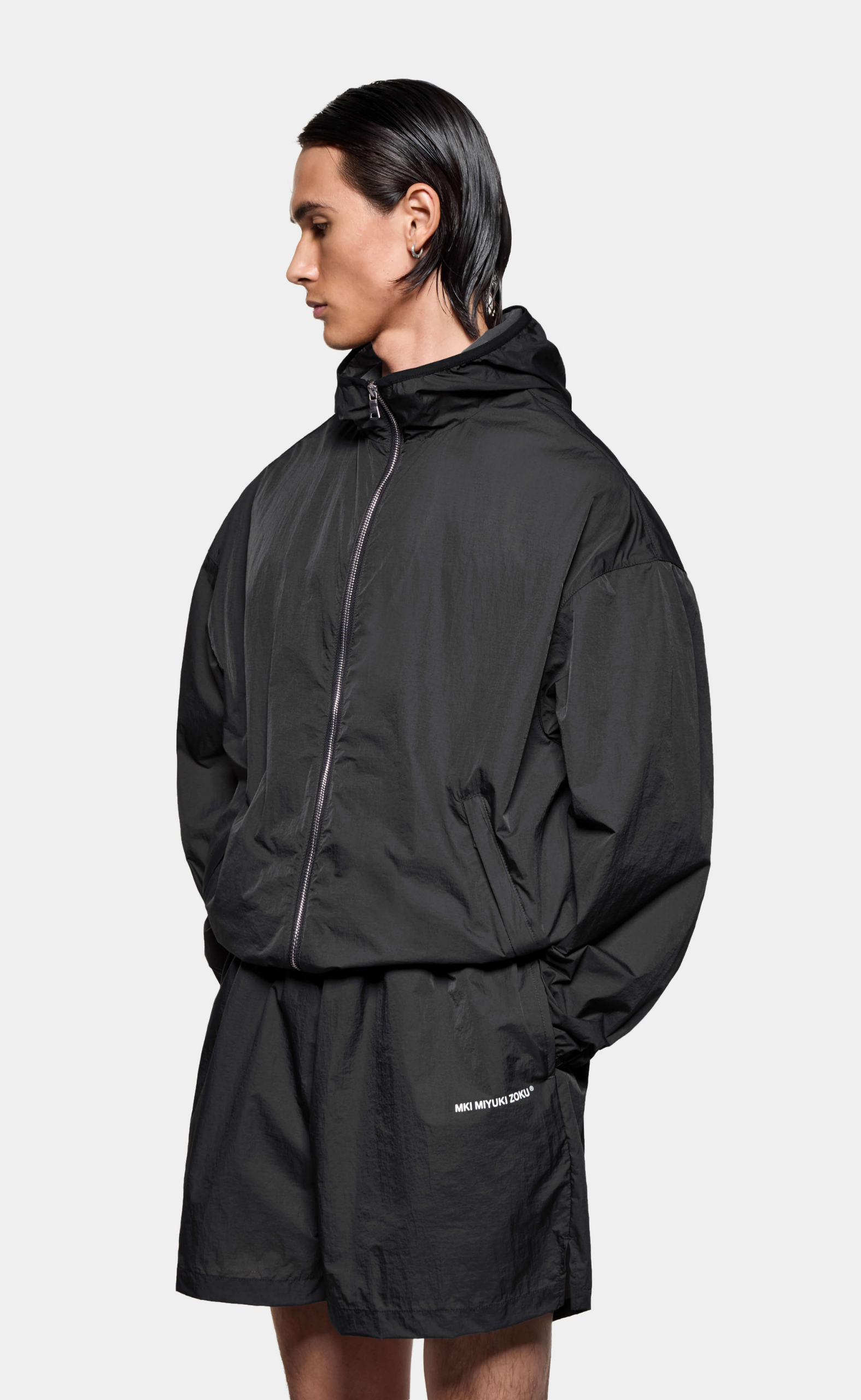 HYPERLIGHT HOODED WIND BLACK JACKET