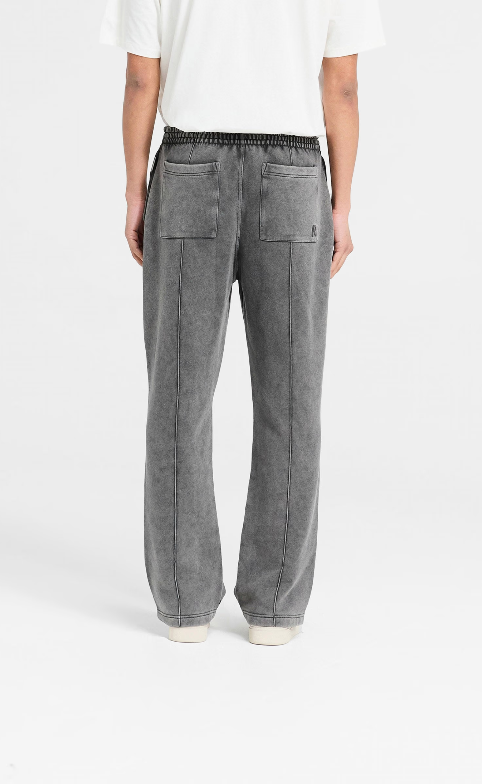 INITIAL WINTAGE GREY SWEATPANTS
