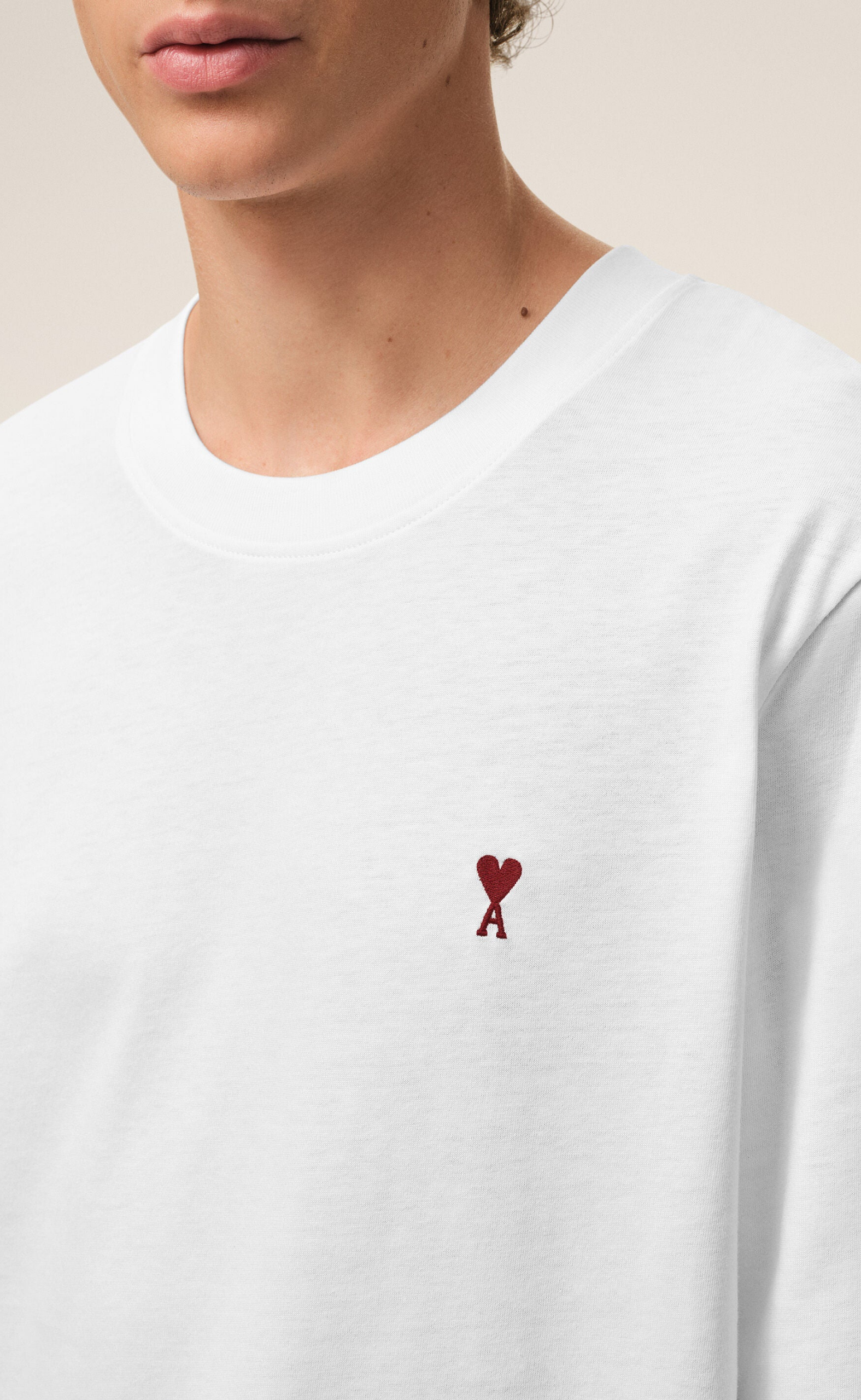 RED AMI DE COEUR WHITE LONGSLEEVE