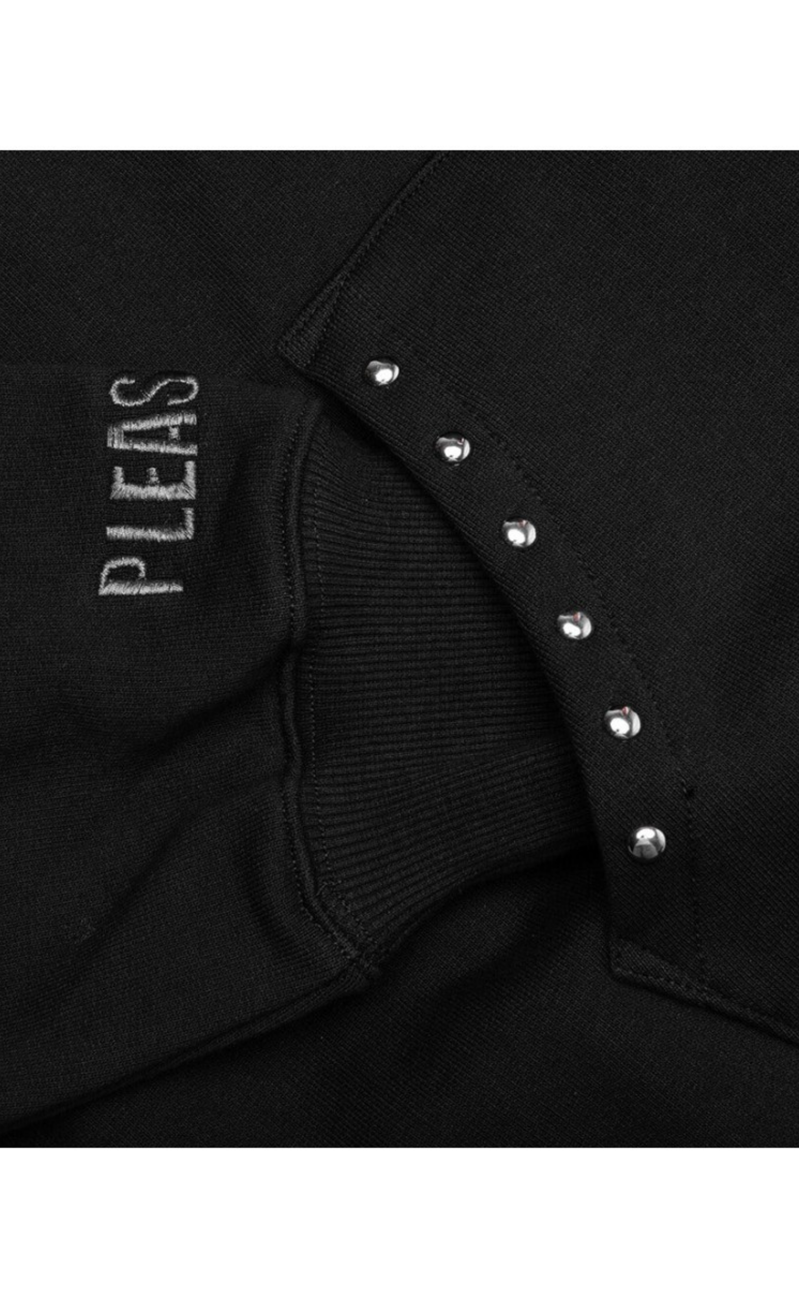 LUCKY STUDDED BLACK HOODIE