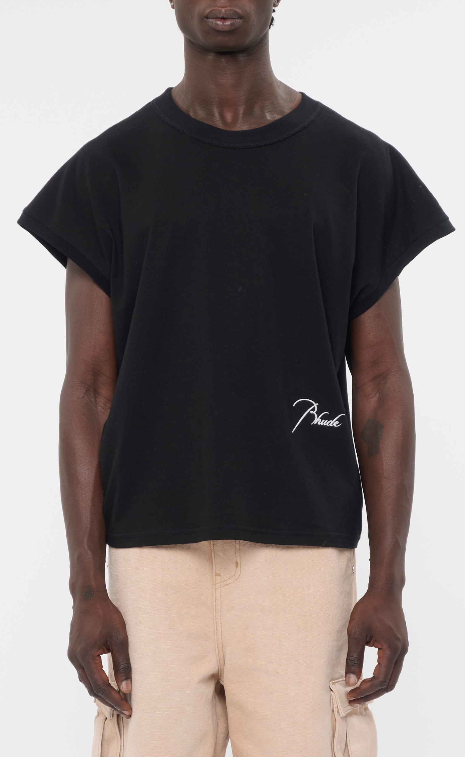 CLASSIQUE BOTTOM LOGO CUTOFF SLEEVE BLACK WHITE T-SHIRT