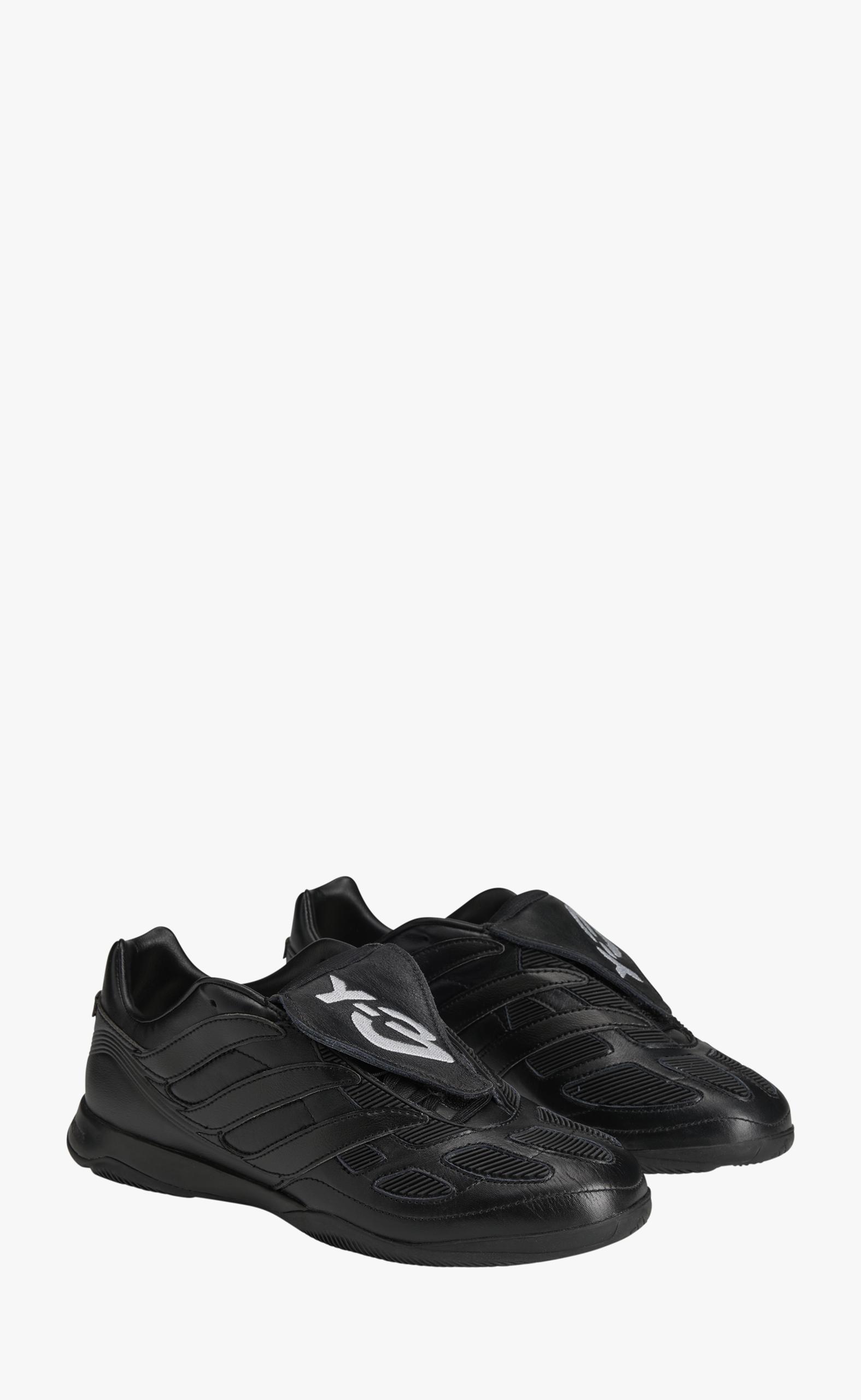 Y-3 PREDATOR PRECISION BLACK SNEAKER
