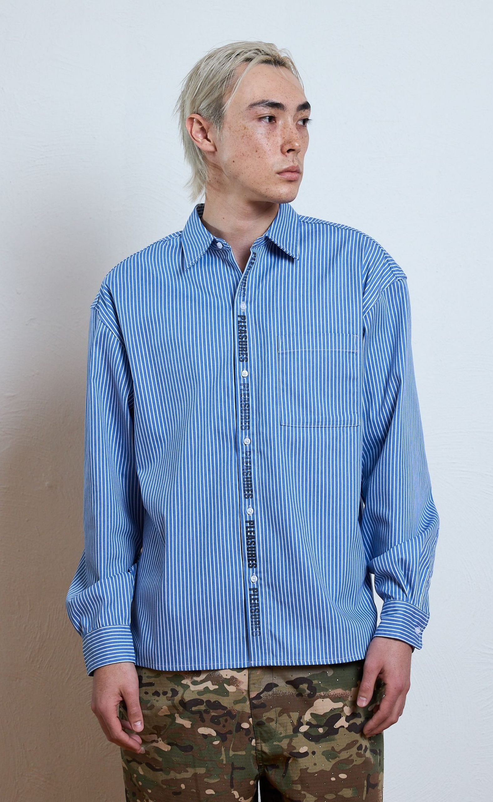 IMPACT BUTTON UP BLUE SHIRT