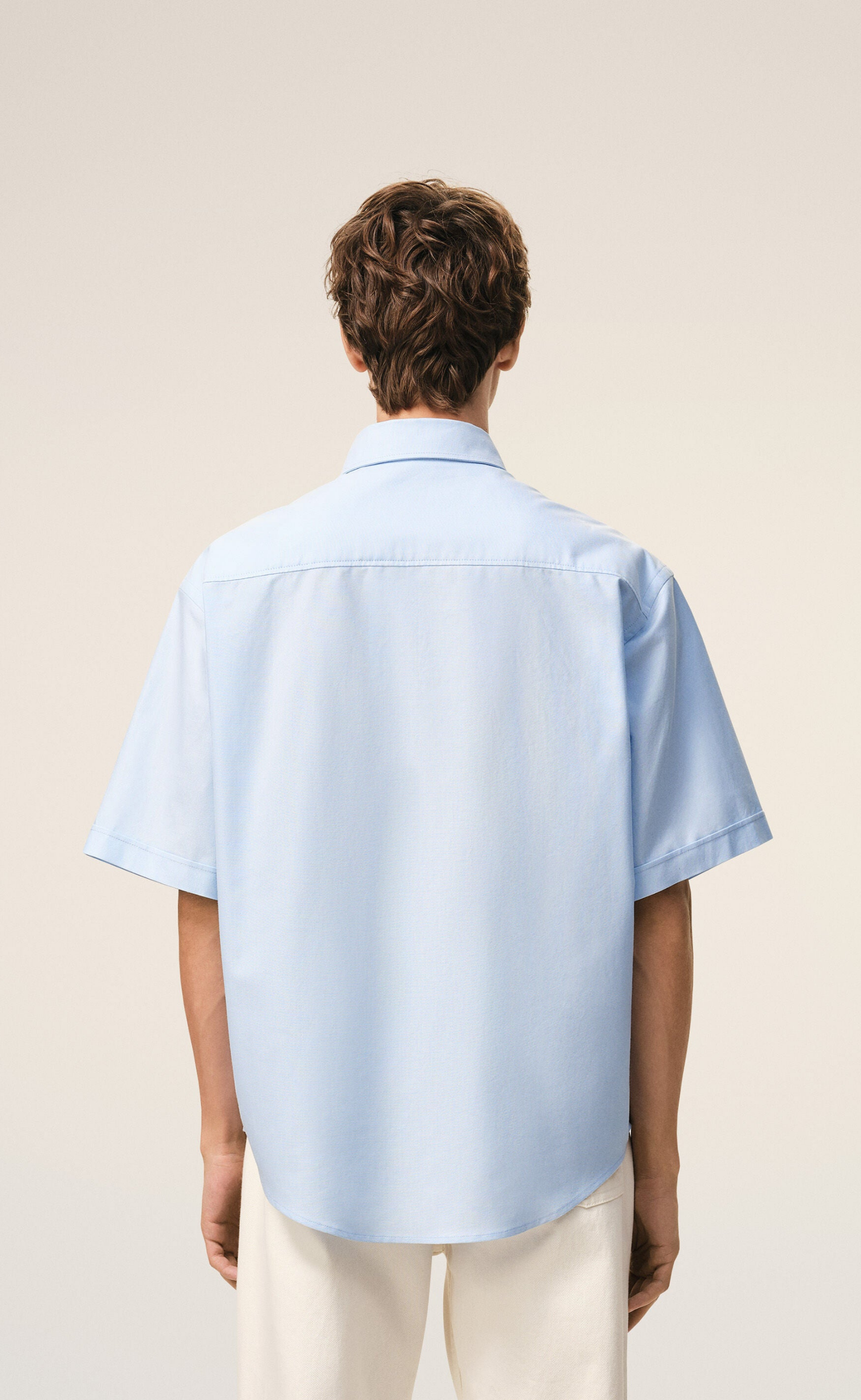 BOXY EMBROIDERED AMI DE COEUR SHORT SLEEVE LIGHT BLUE SHIRT