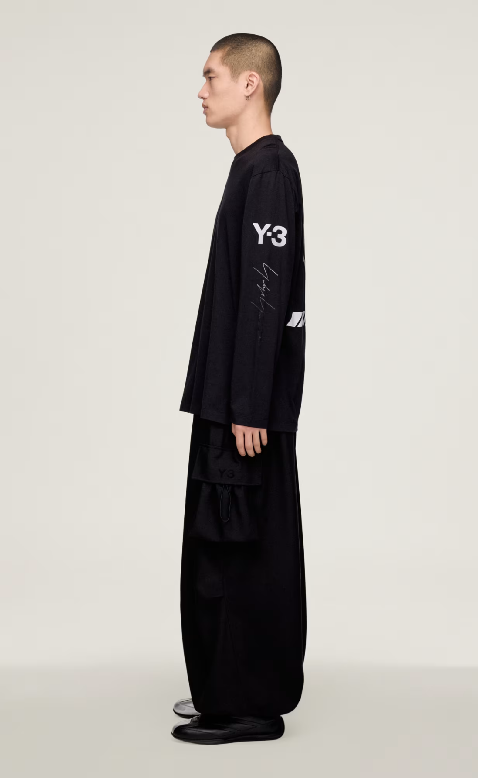 F1 MERCEDES CHAOS BLACK LONGSLEEVE