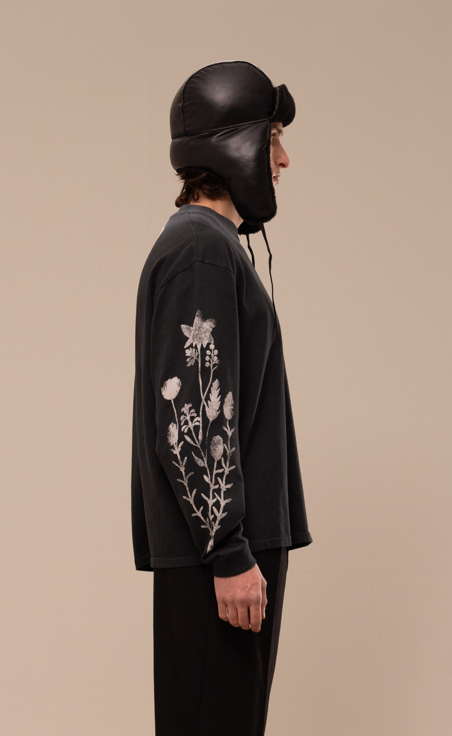 ANTHOS BLACK WASHED LONGSLEEVE