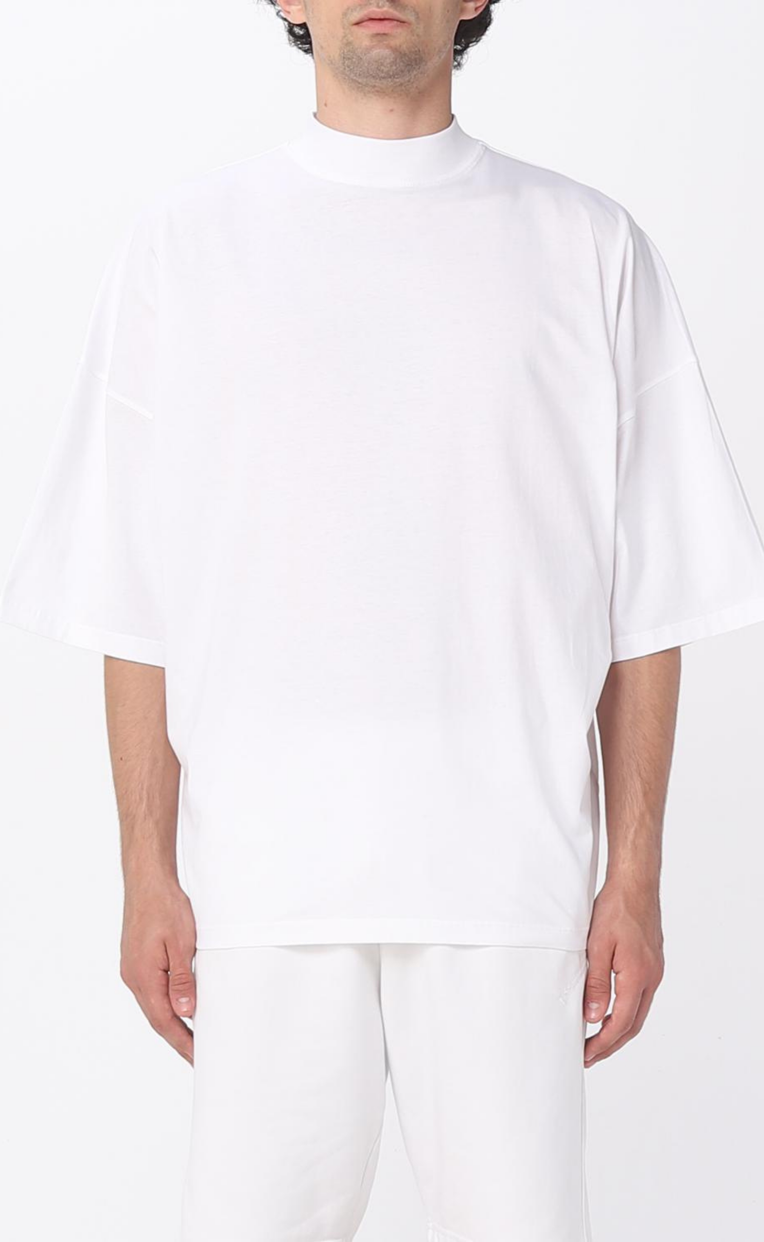 MOCK NECK WHITE T-SHIRT
