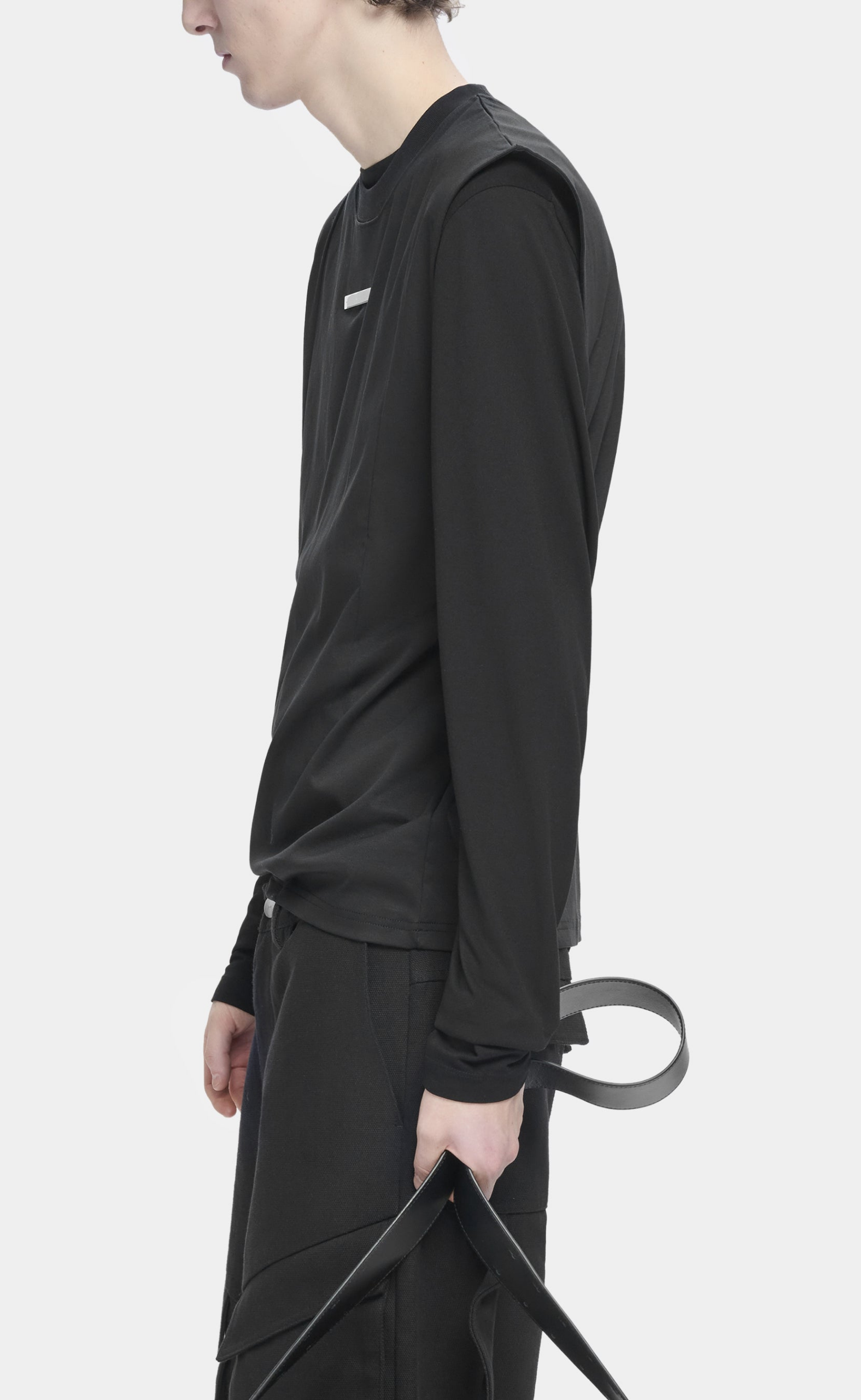 ASTRAPE BLACK TANK TOP