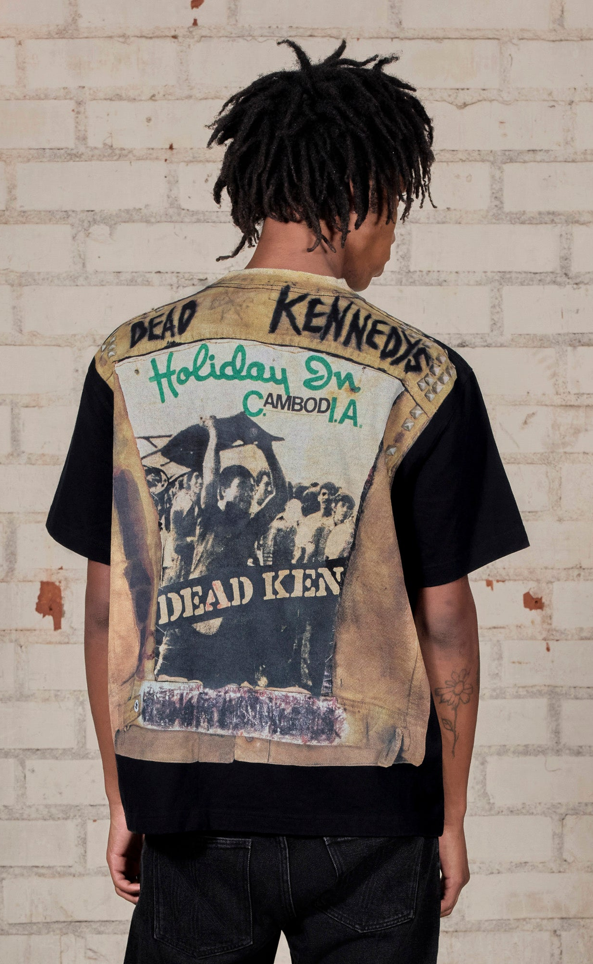 VEST HEAVYWEIGHT BLACK T-SHIRT