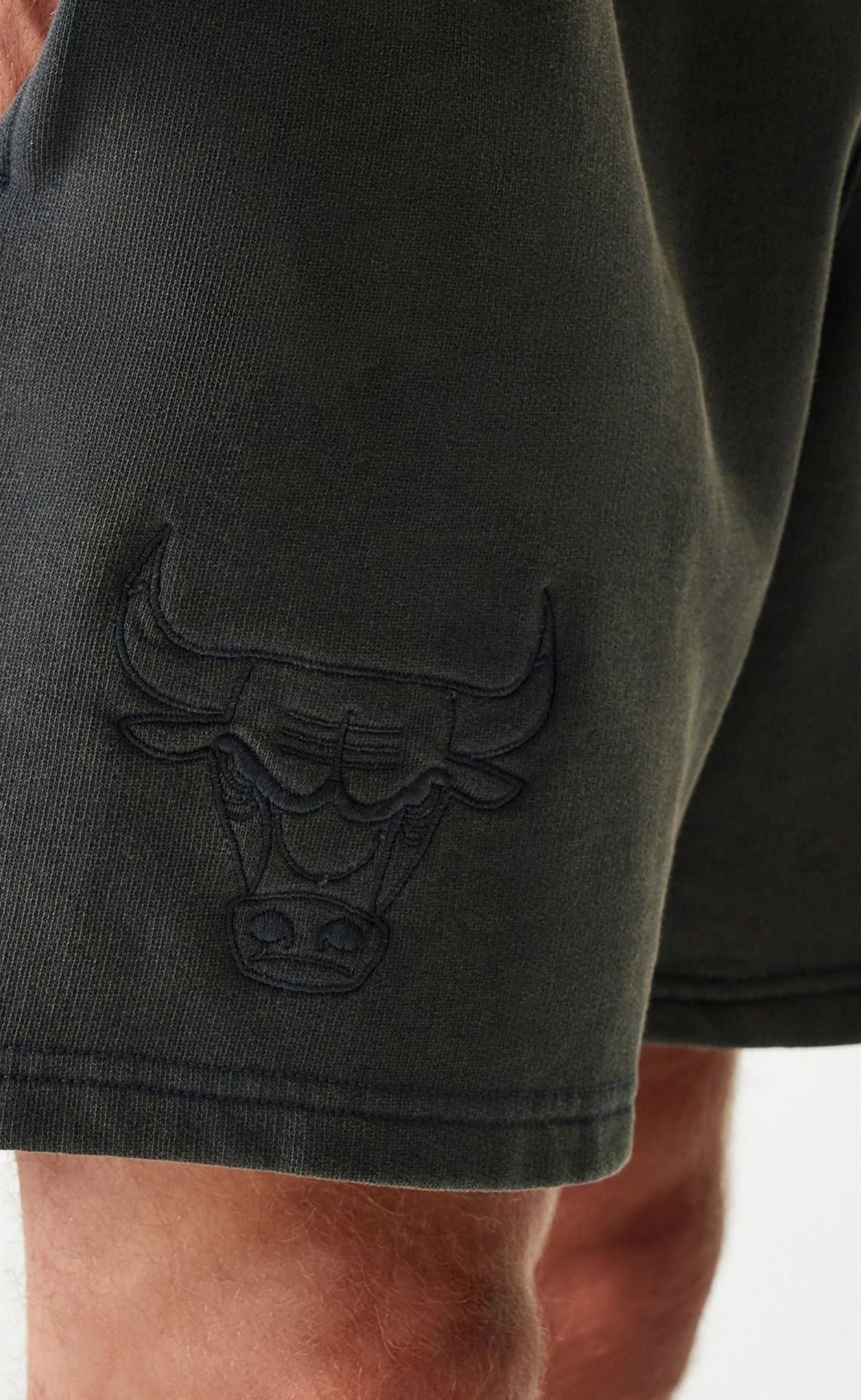 NBA WASHED SHORT WHITE GREY SHORTS