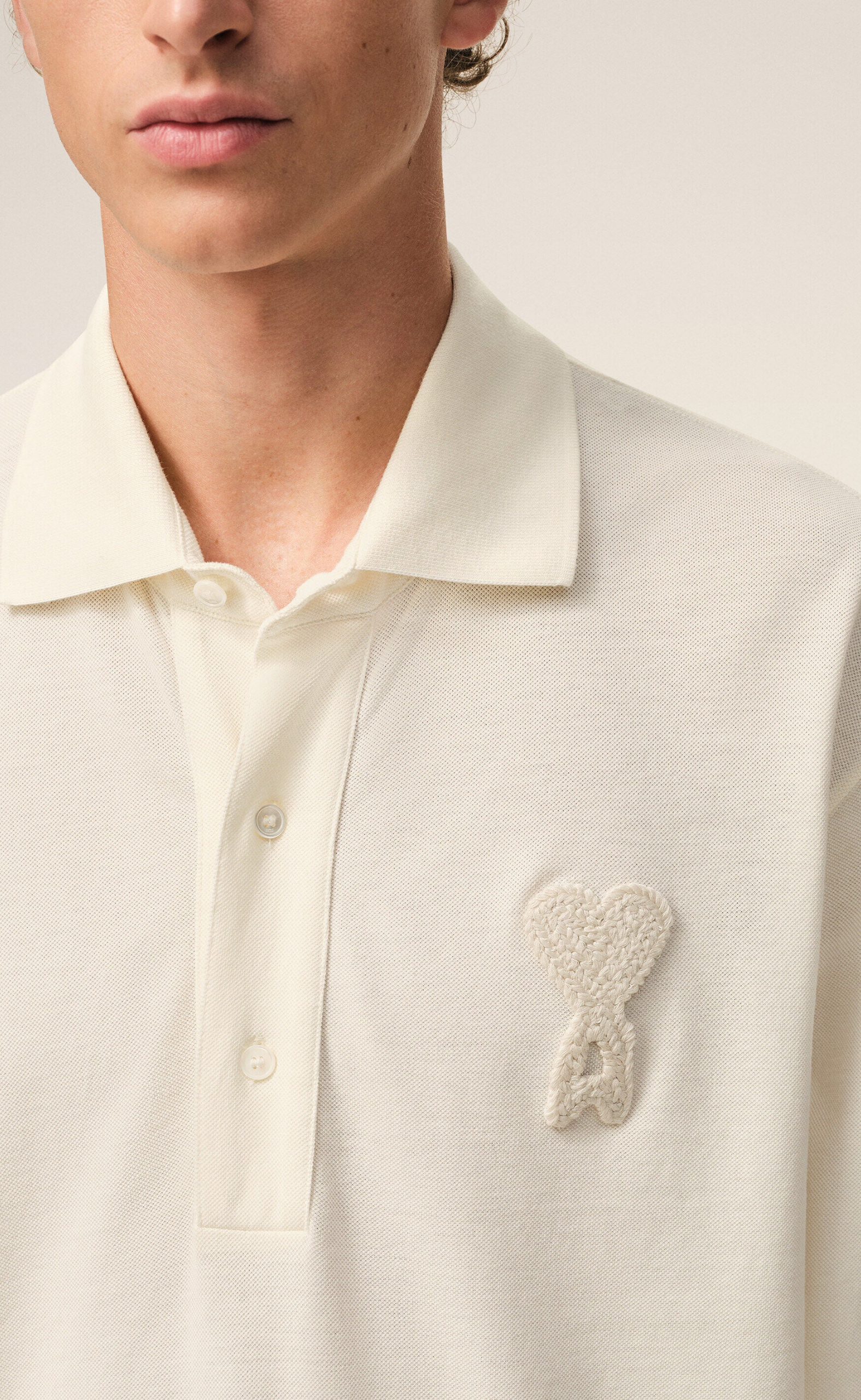 AMI DE COEUR KNITTED PATCH CREAM POLO T-SHIRT