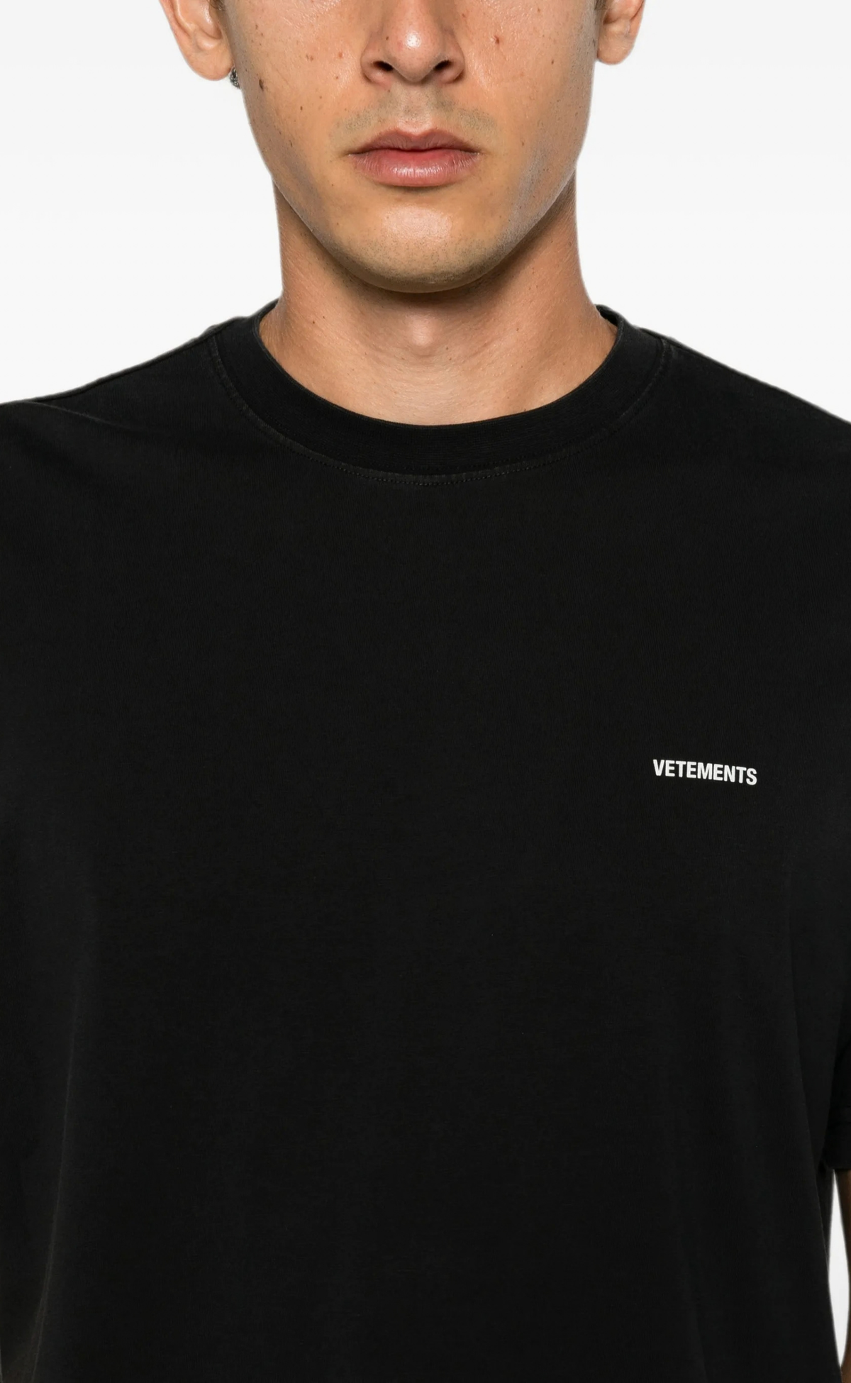 CLASSIC LOGO REGULAR WASHED BLACK T-SHIRT