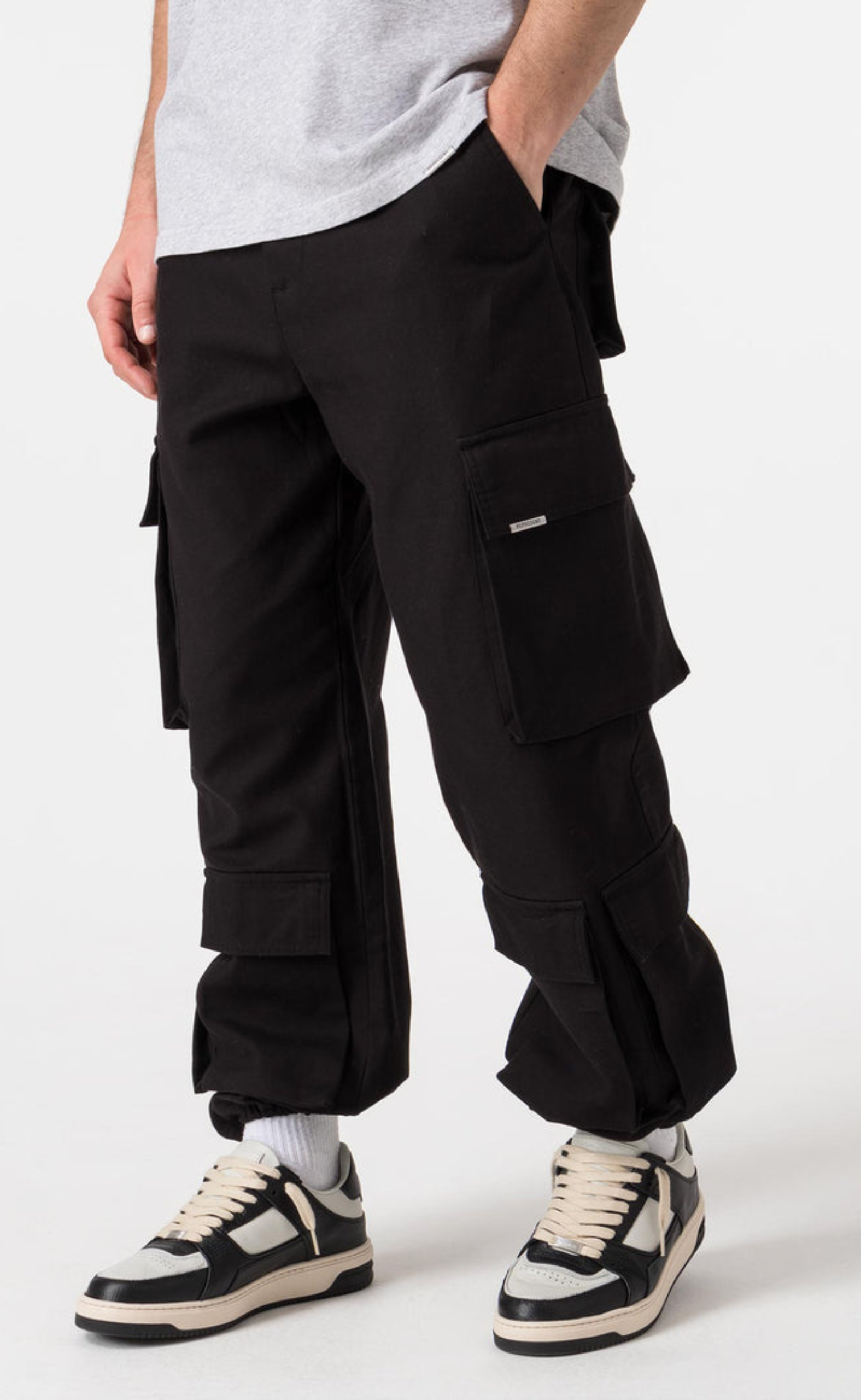 BAGGY CARGO BLACK PANT