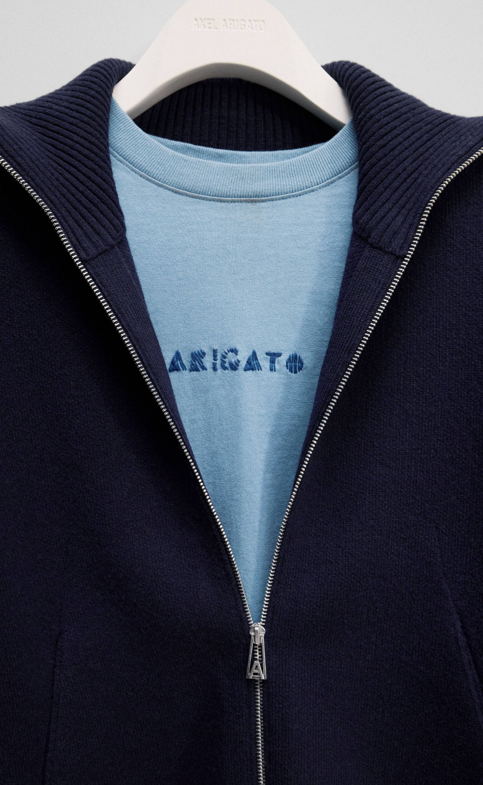 CORE ZIP-UP NAVY SWEATER