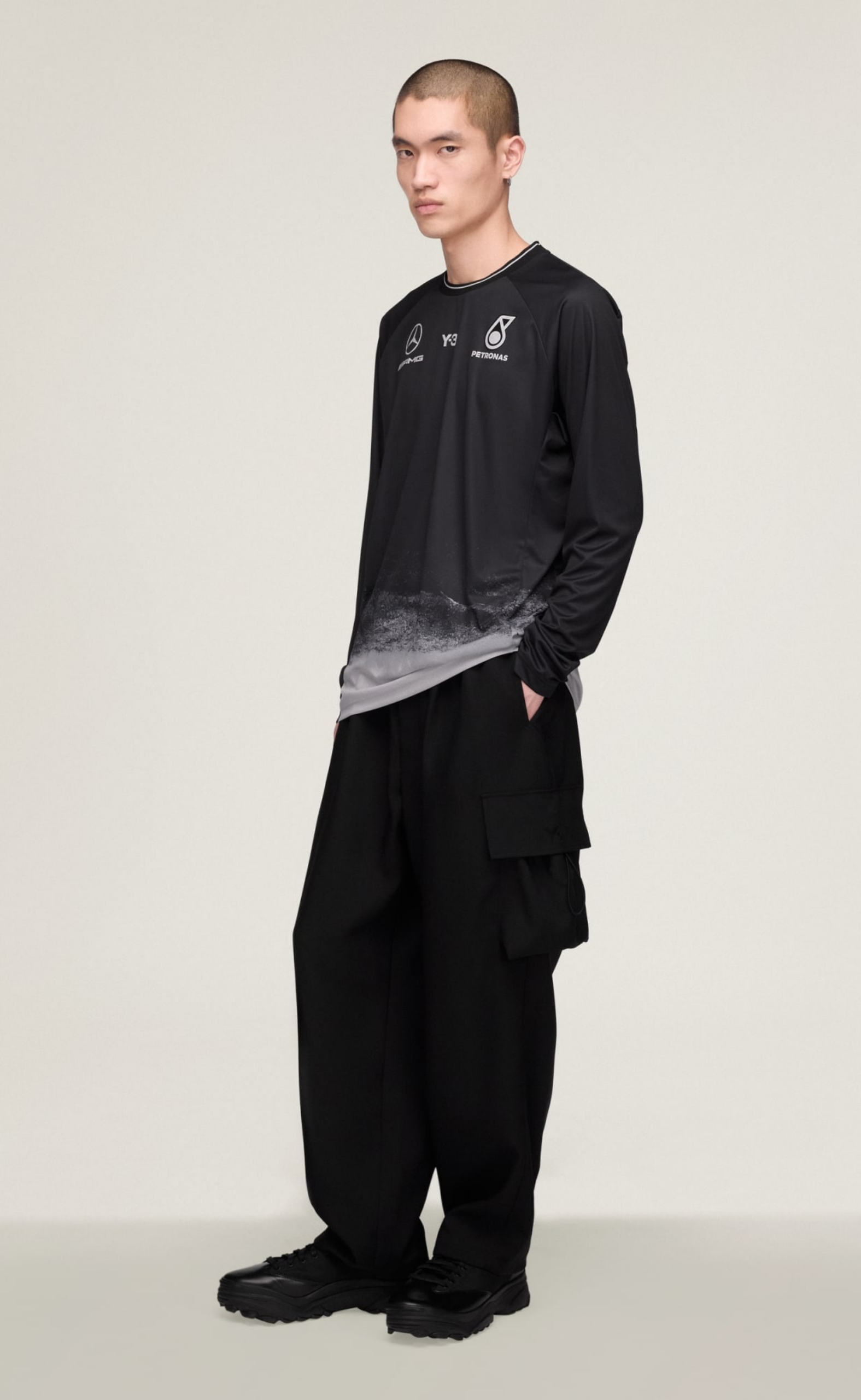 F1 MERCEDES MECHANIC BLACK LONGSLEEVE