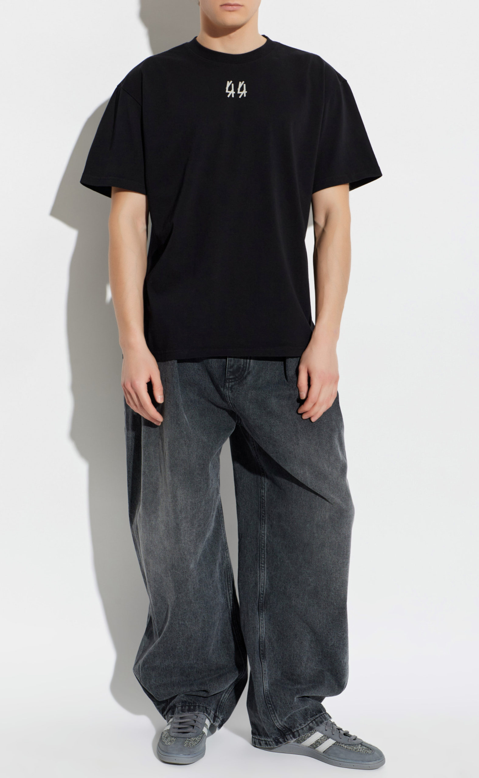 TEE BLACK T-SHIRT