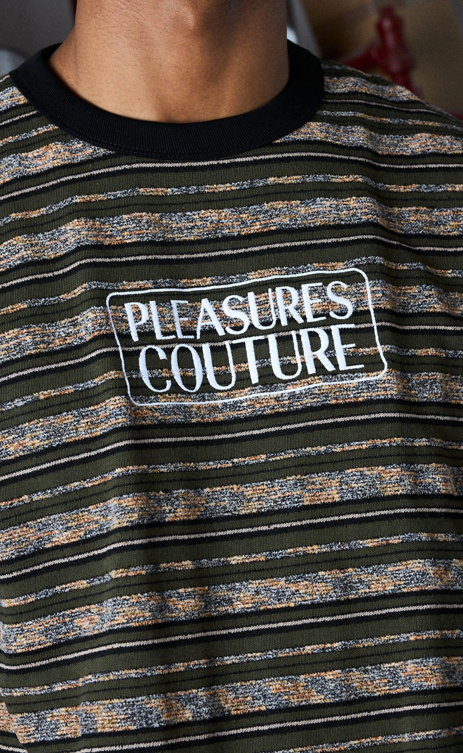 COUTURE STRIPE OLIVE T-SHIRT