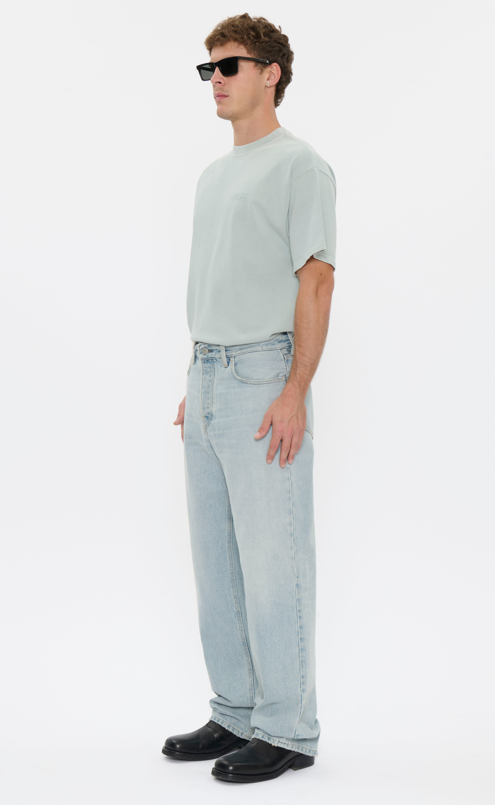LOGAN CELESTIAL JEANS