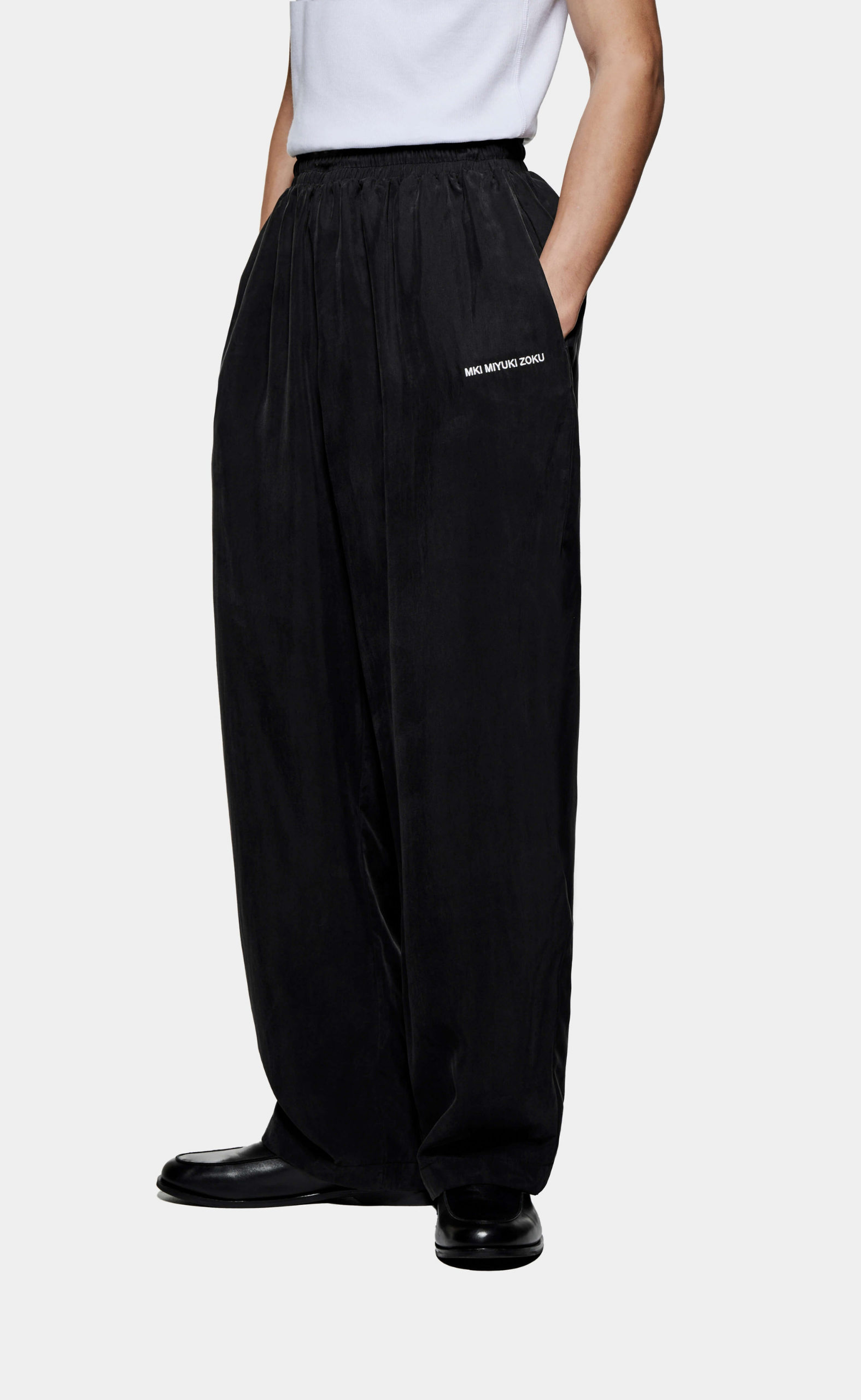SANDWASH CUPRO WIDE LEG BLACK TROUSERS