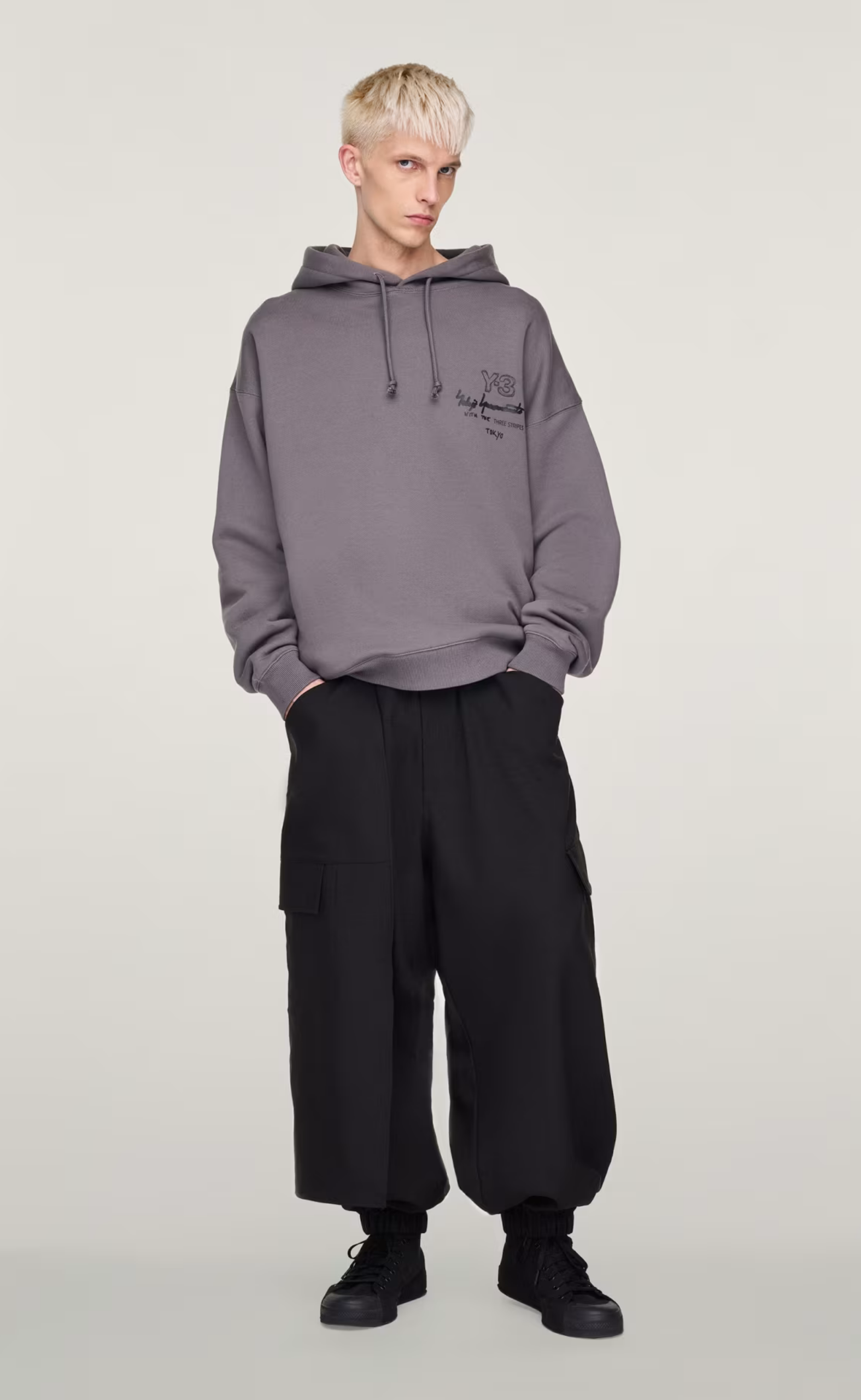 M MERCH GRANIT GREY HODDIE