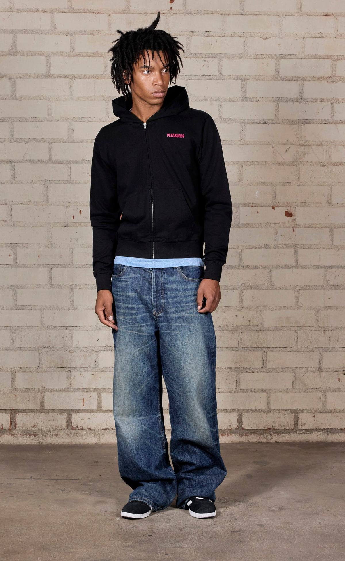 SPIDERS FITTED ZIP BLACK HOODIE