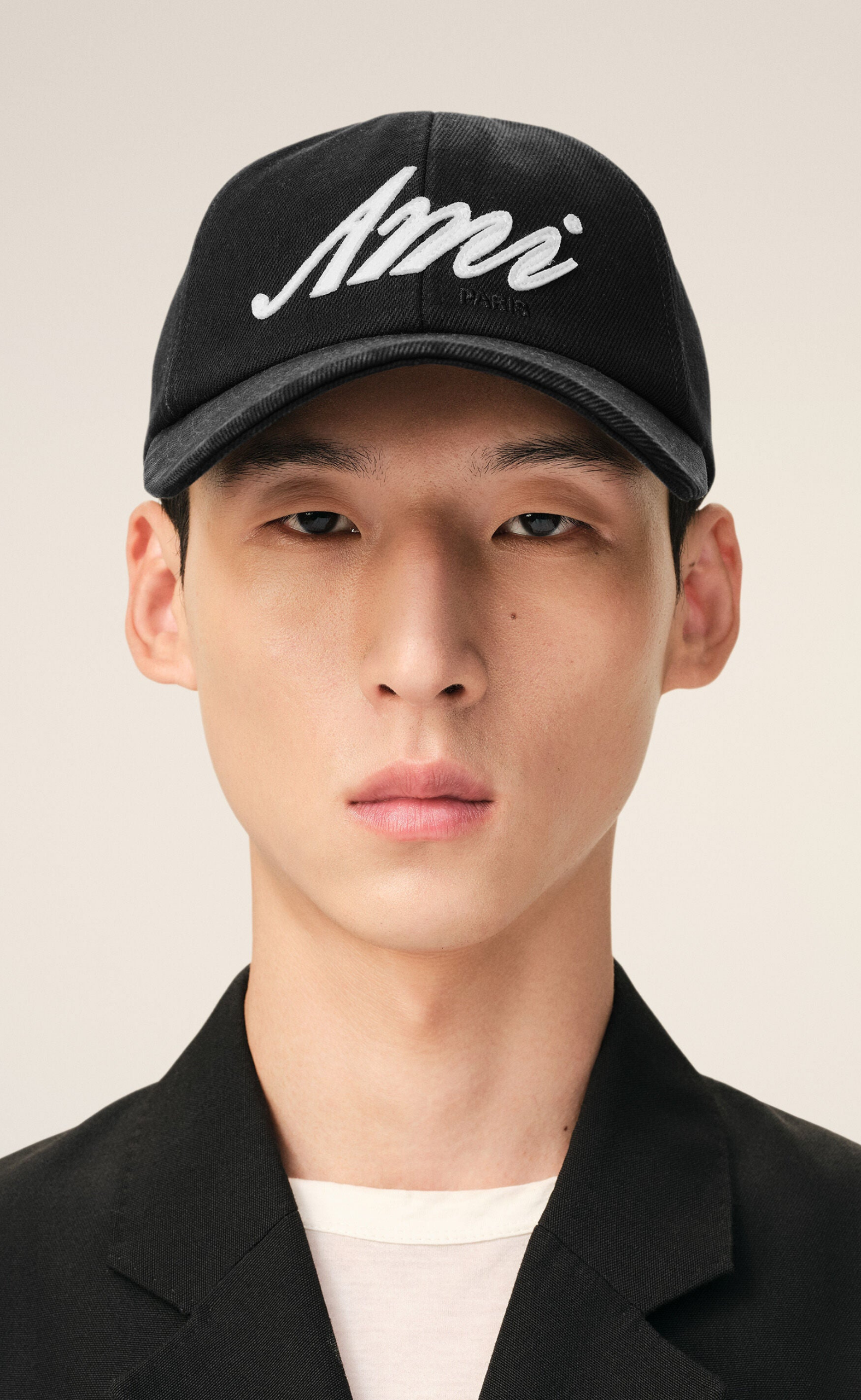 AMI PARIS FELT PATCH BLACK HAT