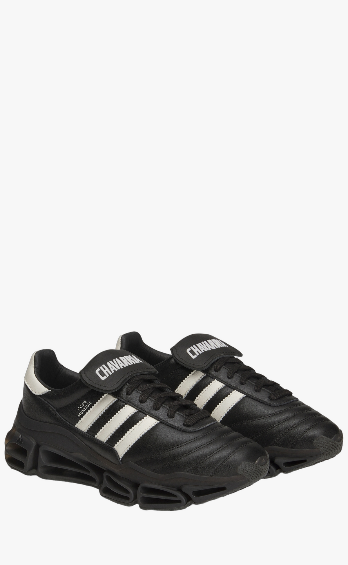 CHAVARRIA MEGARIDE COPA BLACK WHITE SNEAKER