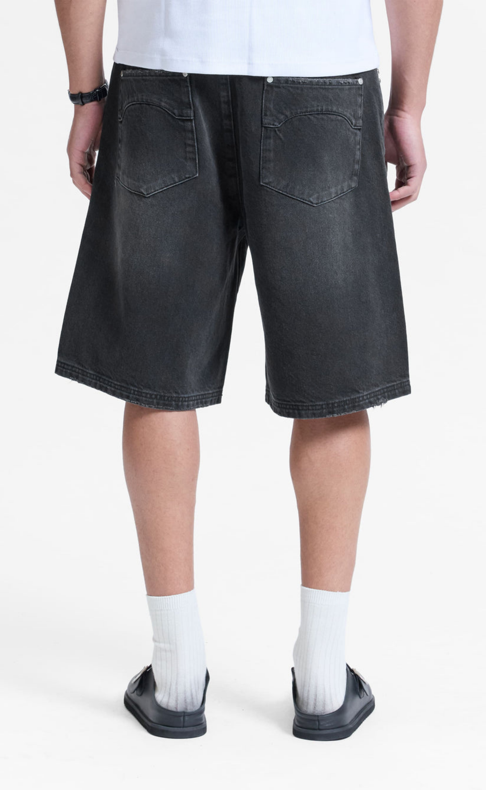 STUDDED BLACK SHORTS