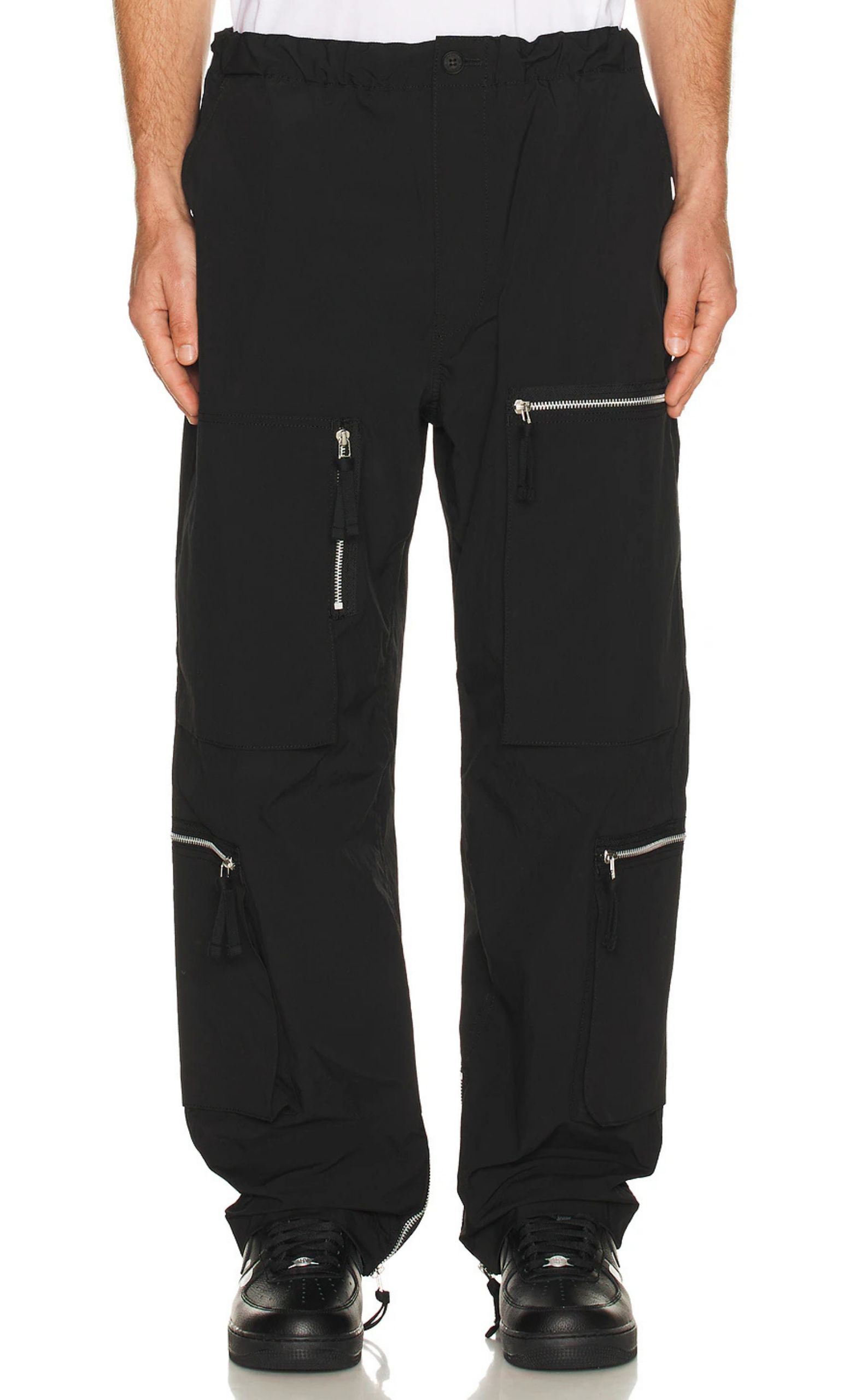 ZIPPER CARGO BLACK PANTS