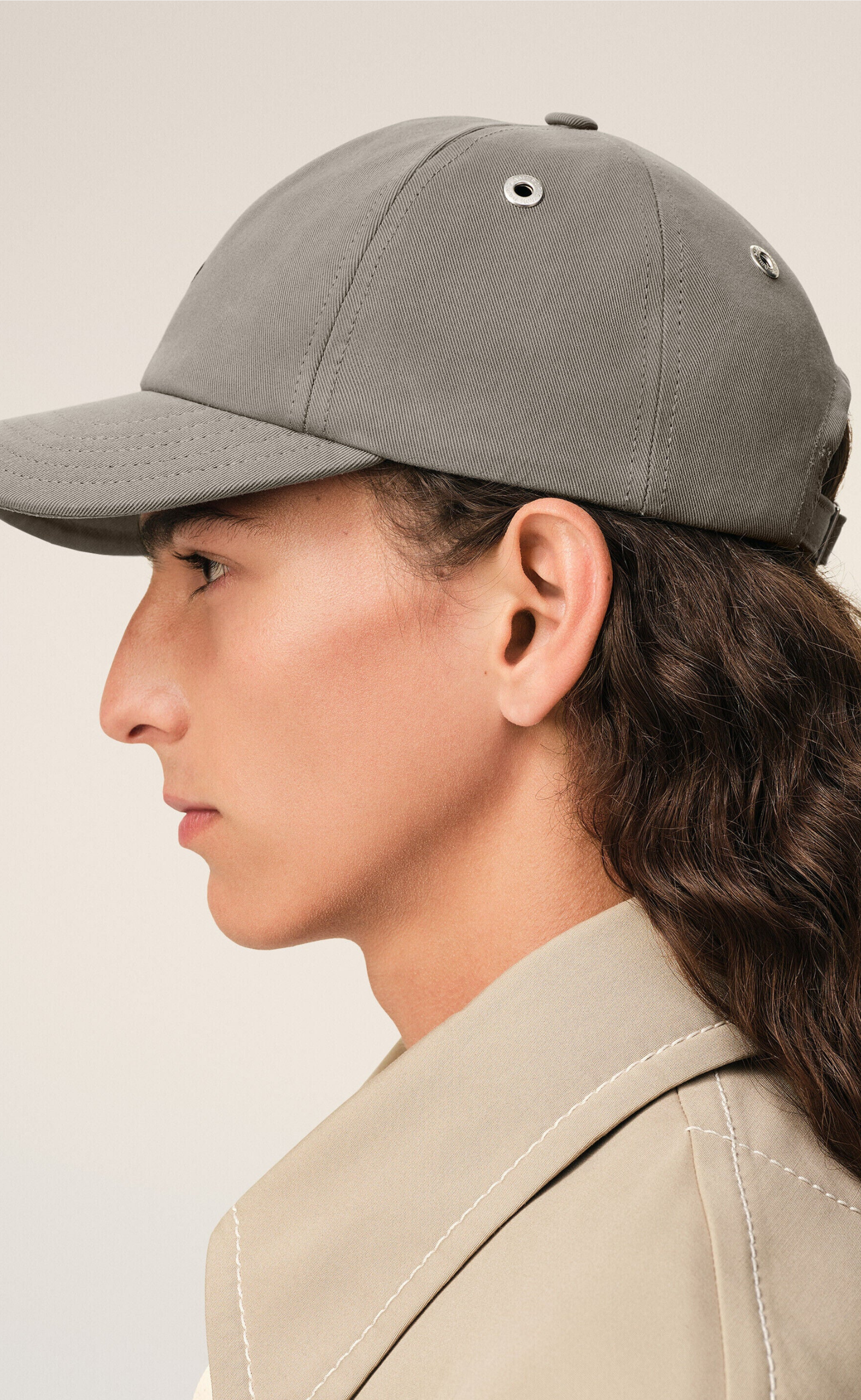 AMI DE COEUR EMBROIDERY CARBON HAT