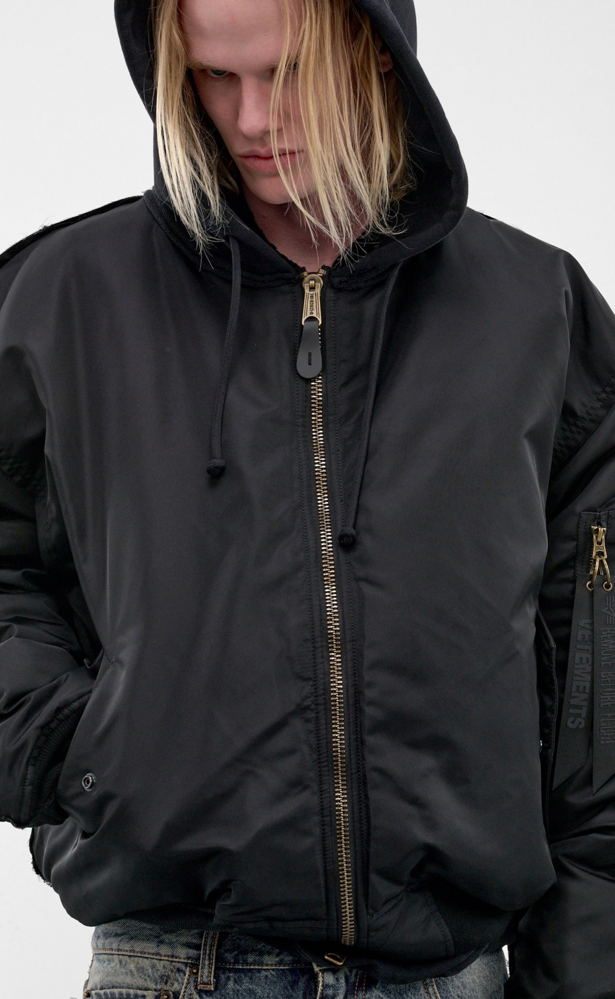 RECONSTRUCTED BOMBER BLACK JACKET