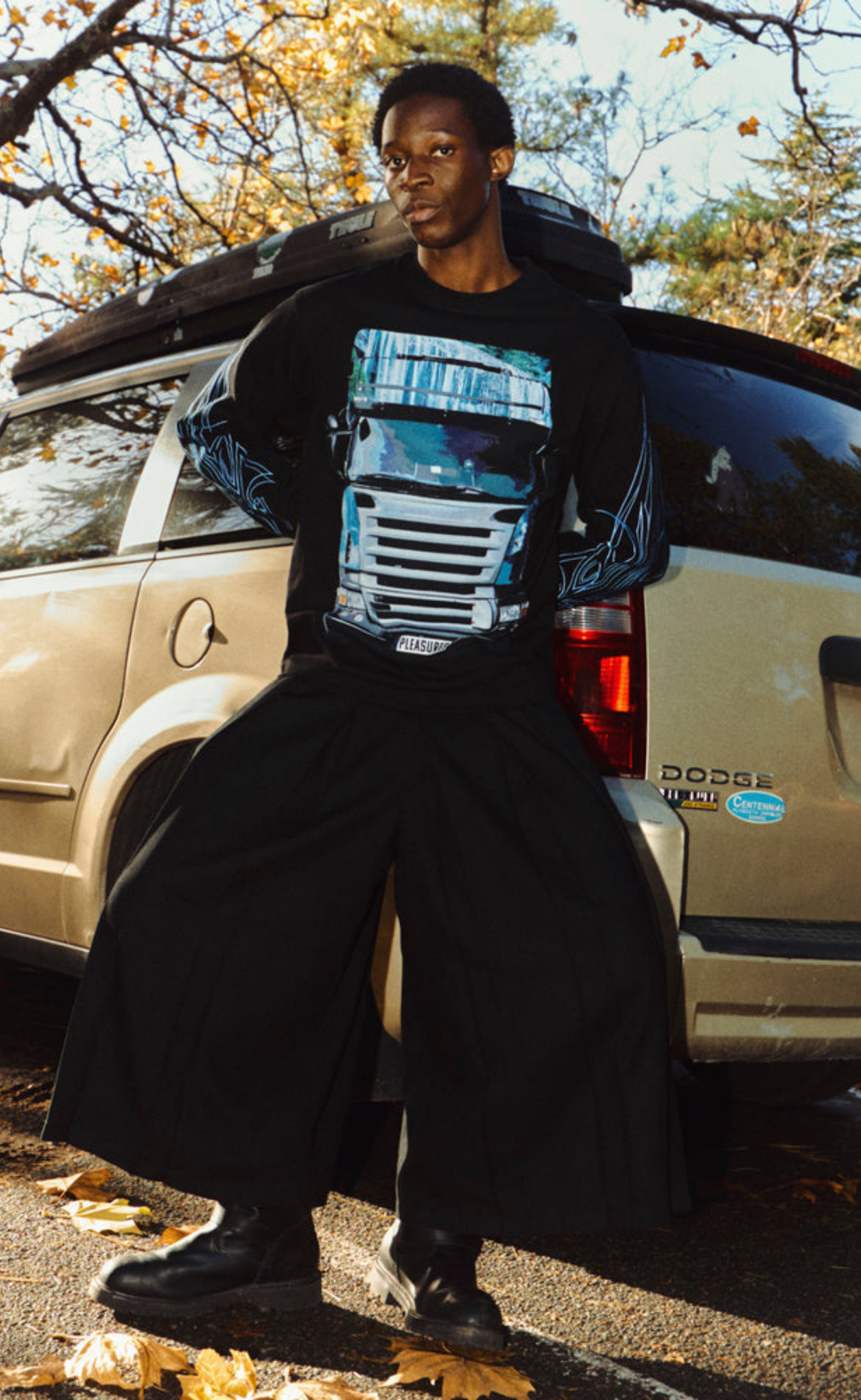 SEMI HEAVYWEIGHT BLACK LONGSLEEVE